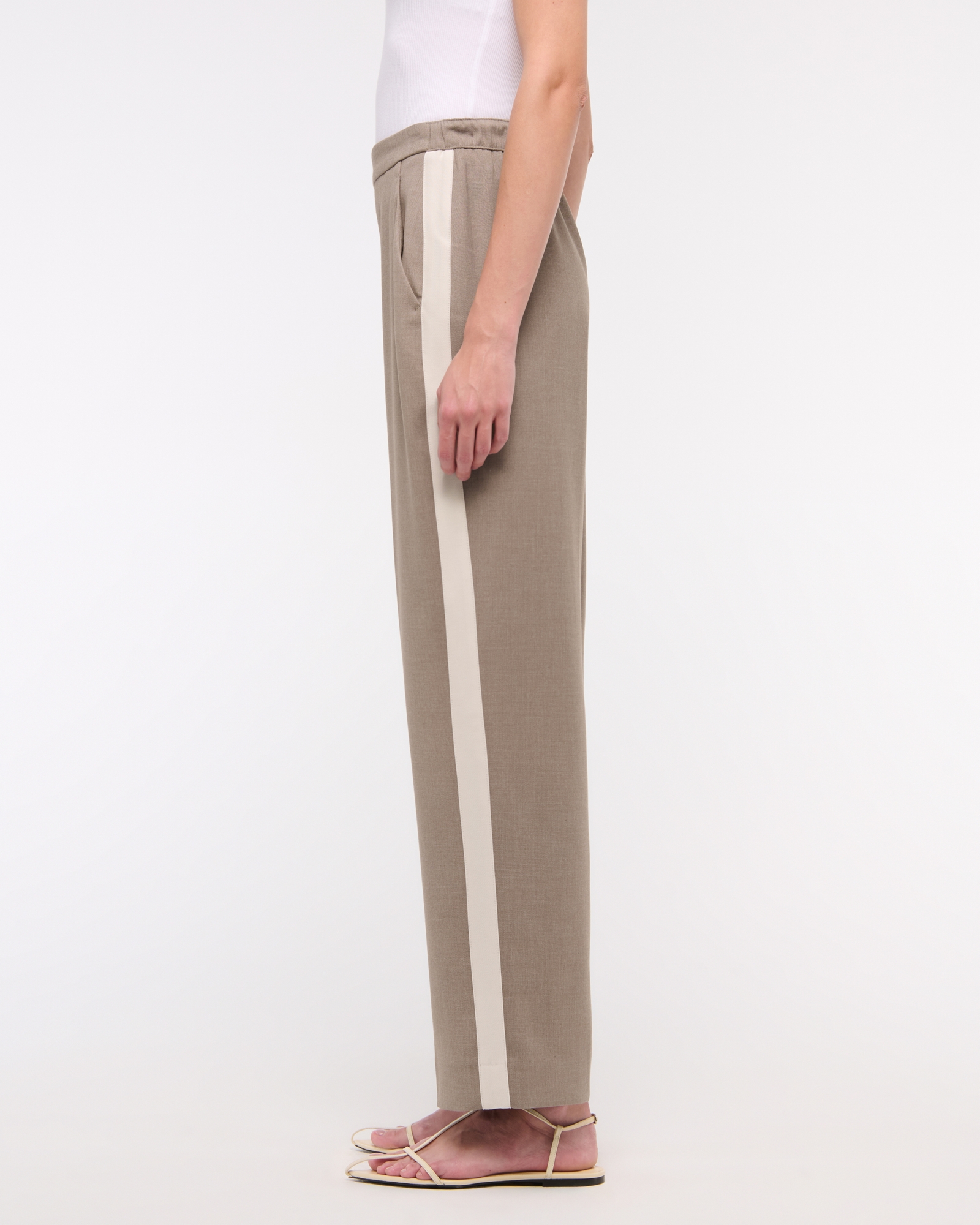 Side Stripe Pull-On Pant