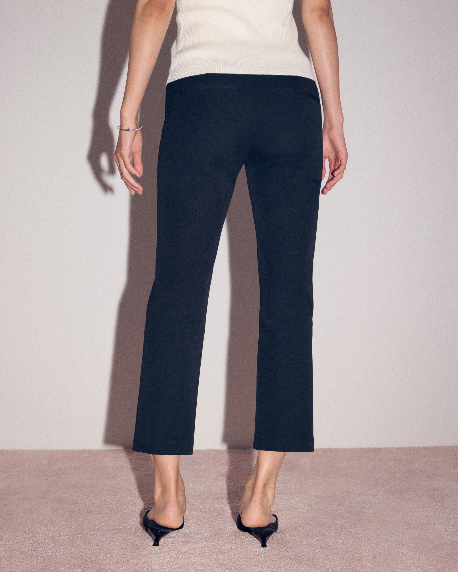 Low Rise Capri Pant