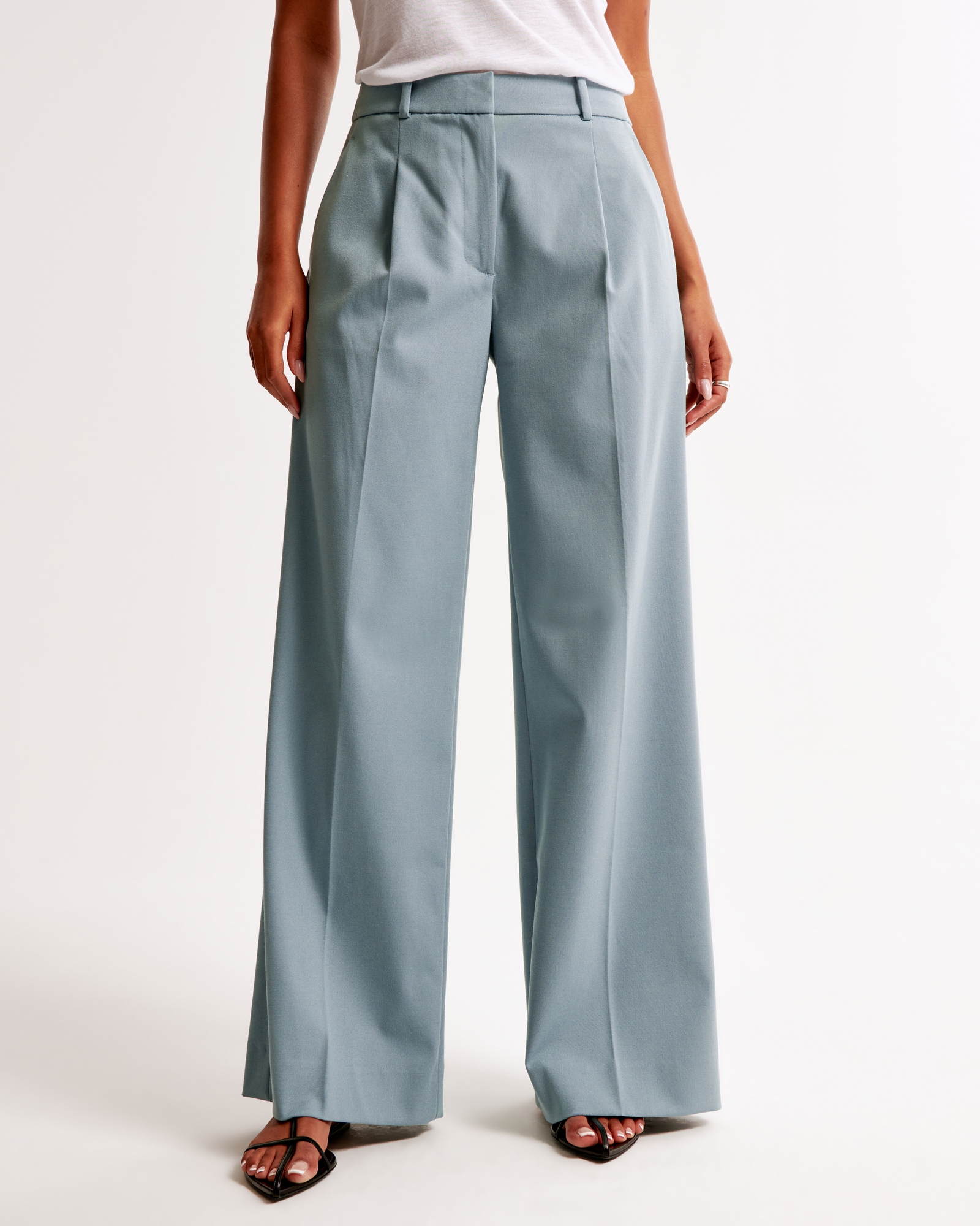 Mid Rise Tailored Wide Leg Pant