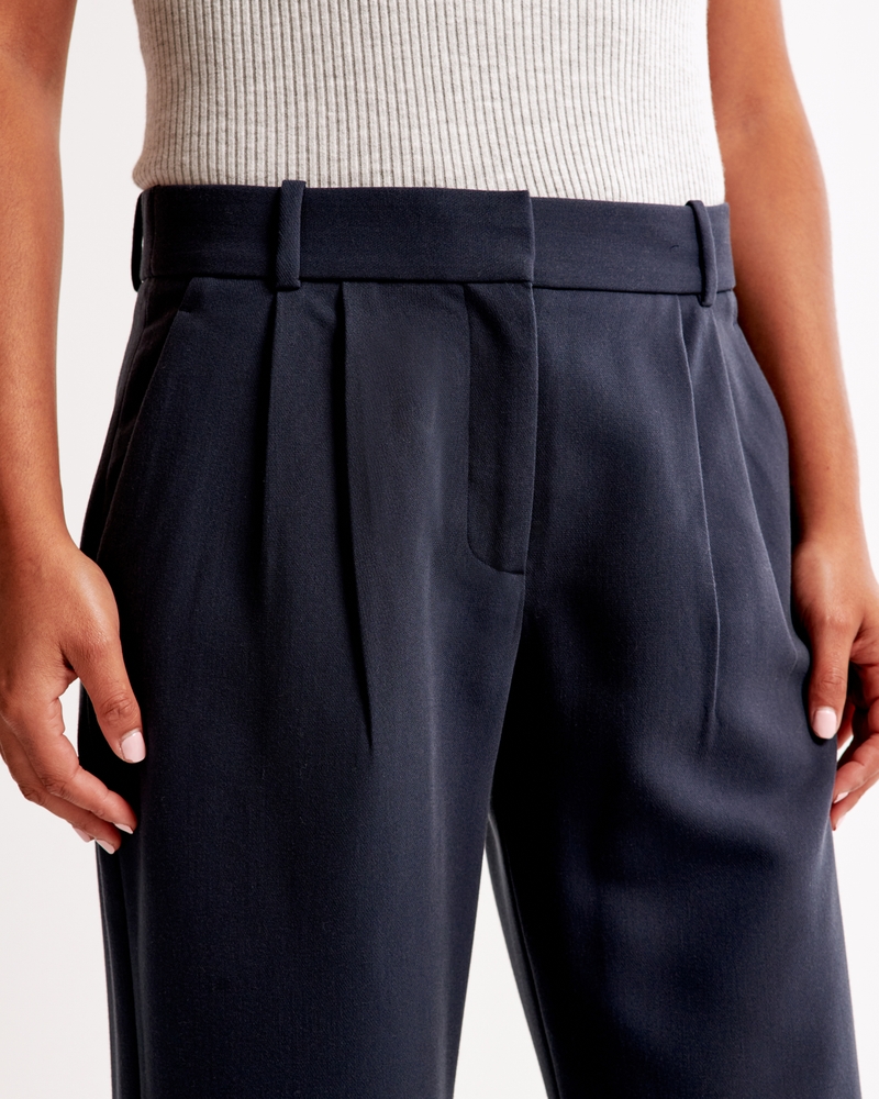 Curve Love A&F Sloane Low Rise Tailored Pant