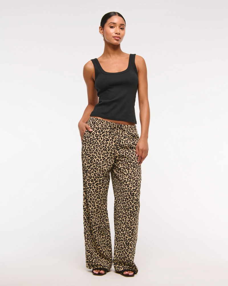 Drapey Wide Leg Pull-On Pant