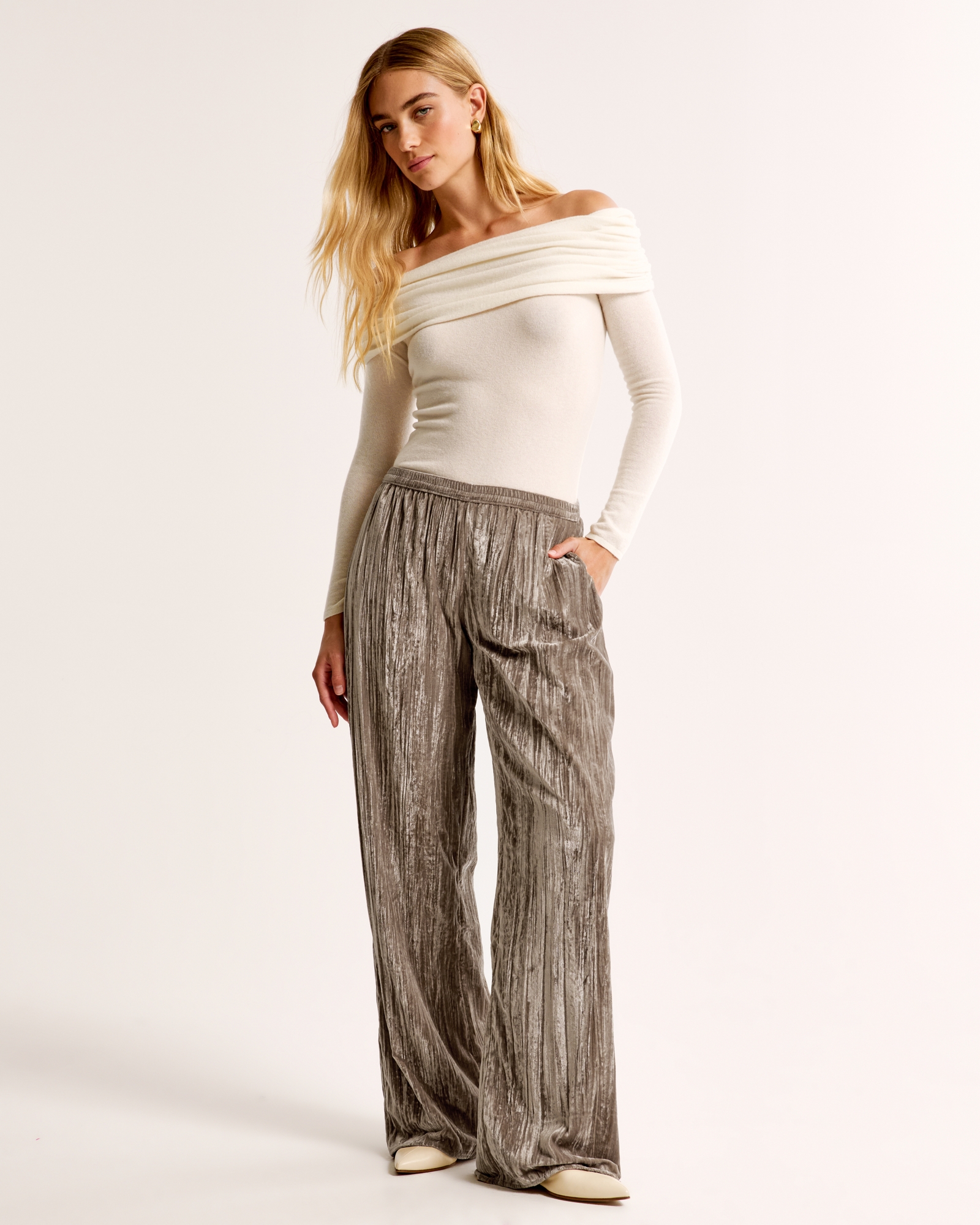 Velvet Crinkle Pull-On Pant