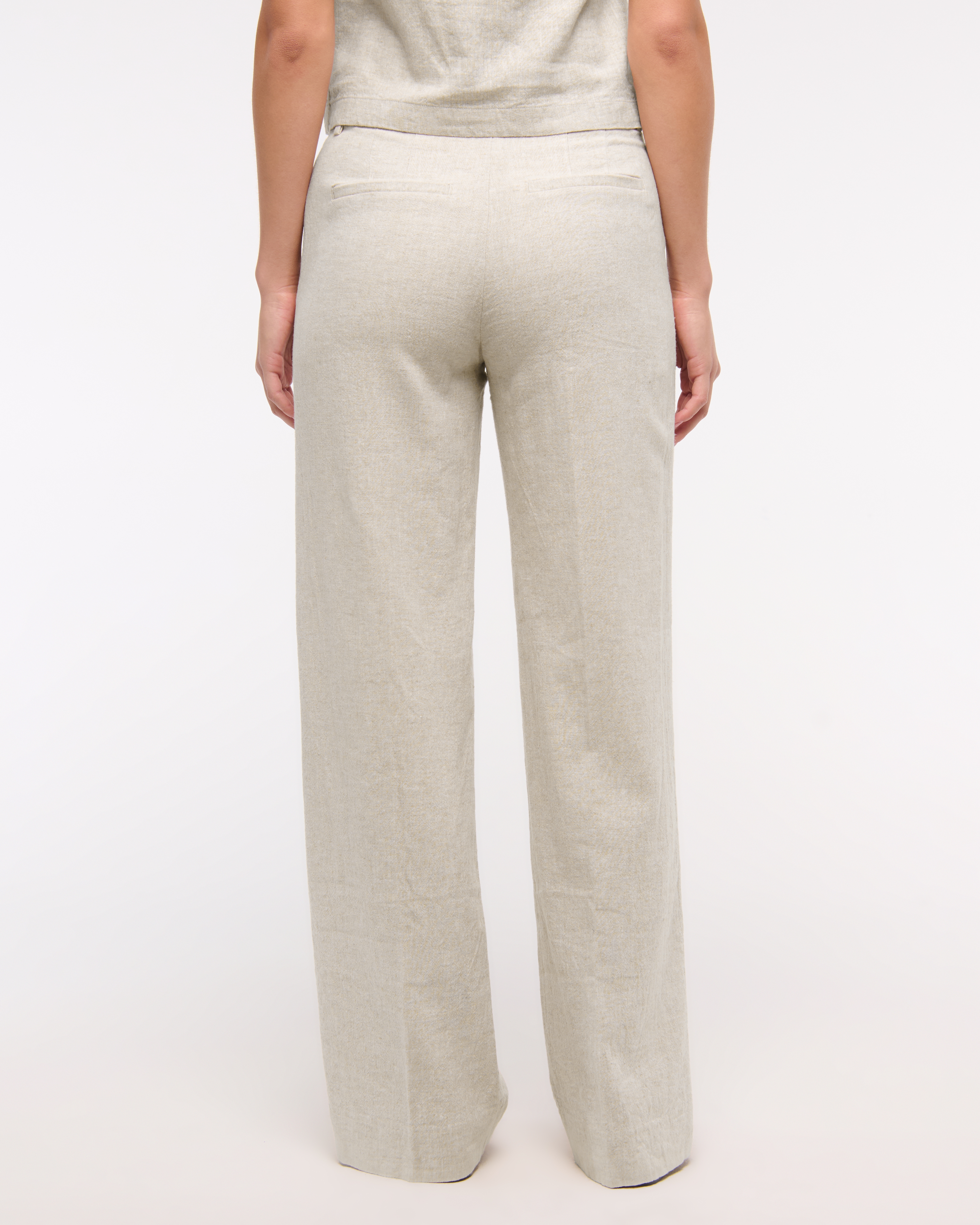【関税&送料込】Ami Beige Viscose Blend Wide-Leg Pant Ami Paris Viscose blend wide leg trousers | The Fashion Square