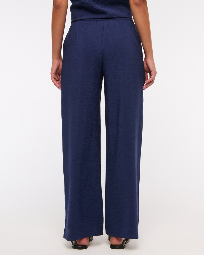 Textured Pull-On Pant