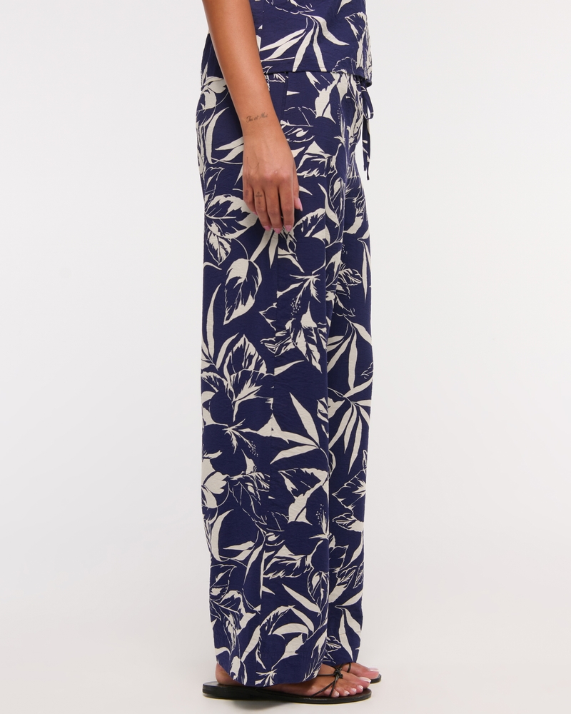 Textured Pull-On Pant
