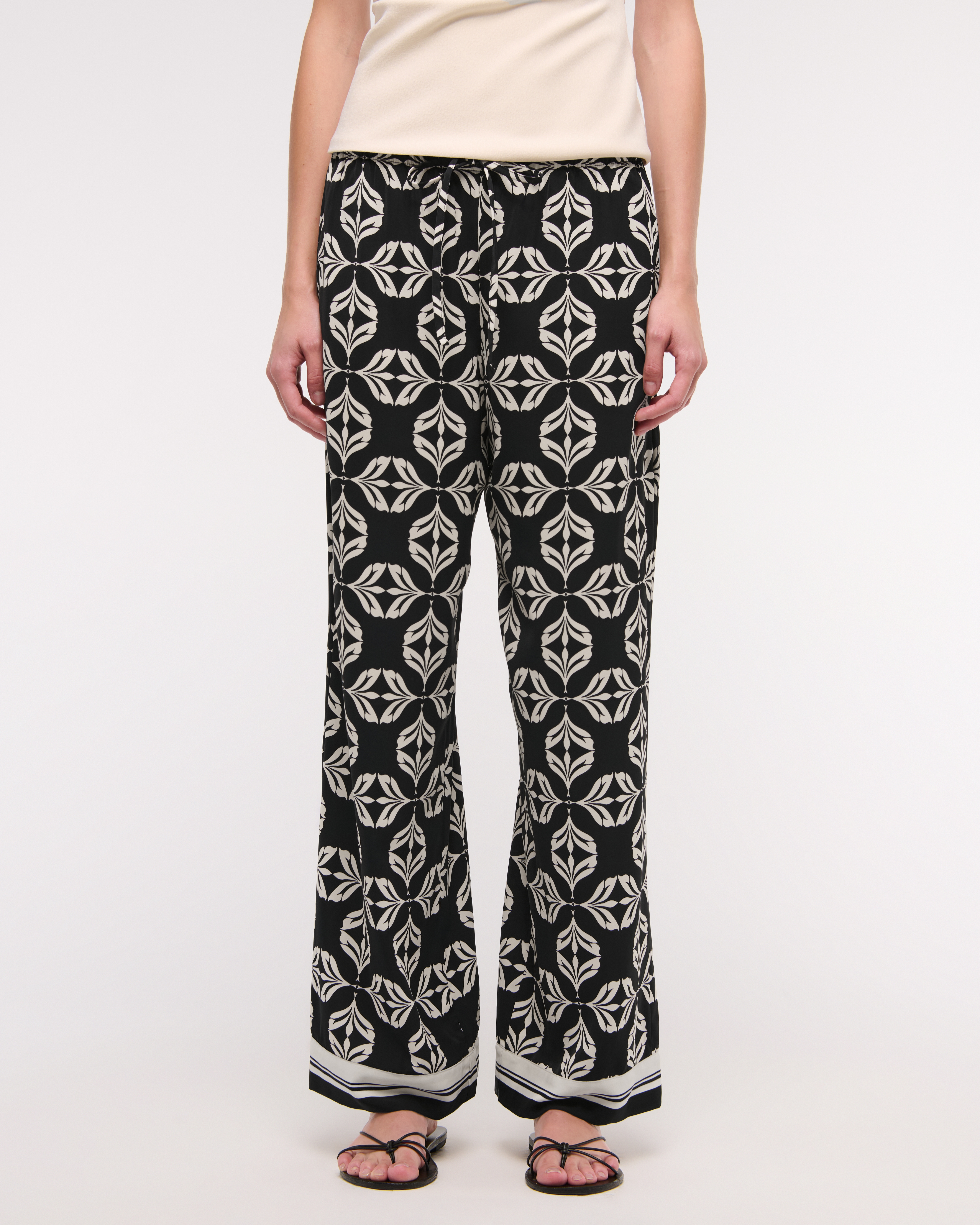 Женские брюки Abercrombie & Fitch Drapey Wide Leg Pull-On Pant — фото 3