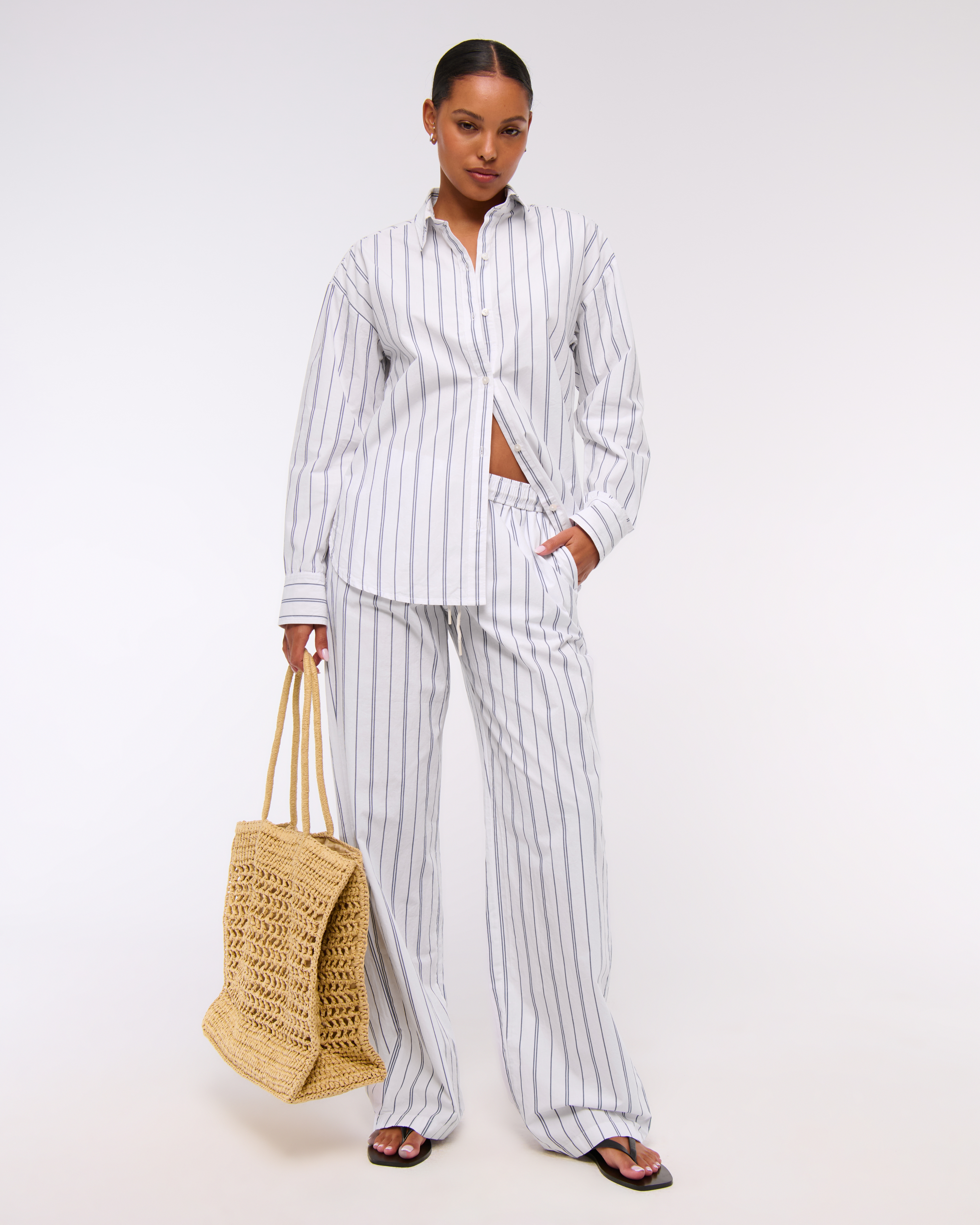 Abercrombie & Fitch Poplin Wide Leg Pull-on Pant In White