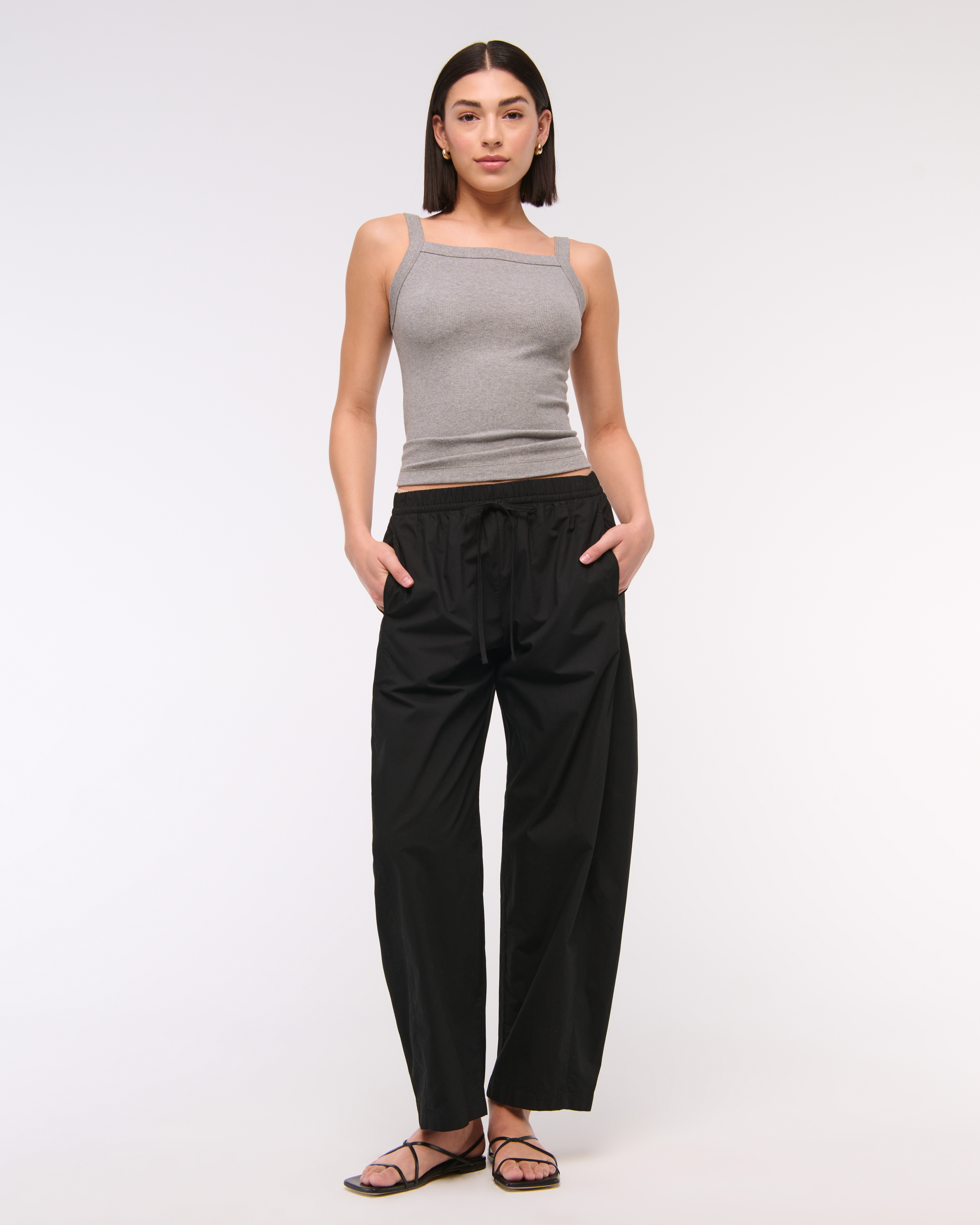 Abercrombie & Fitch Poplin Barrel Pull-on Pant In Black