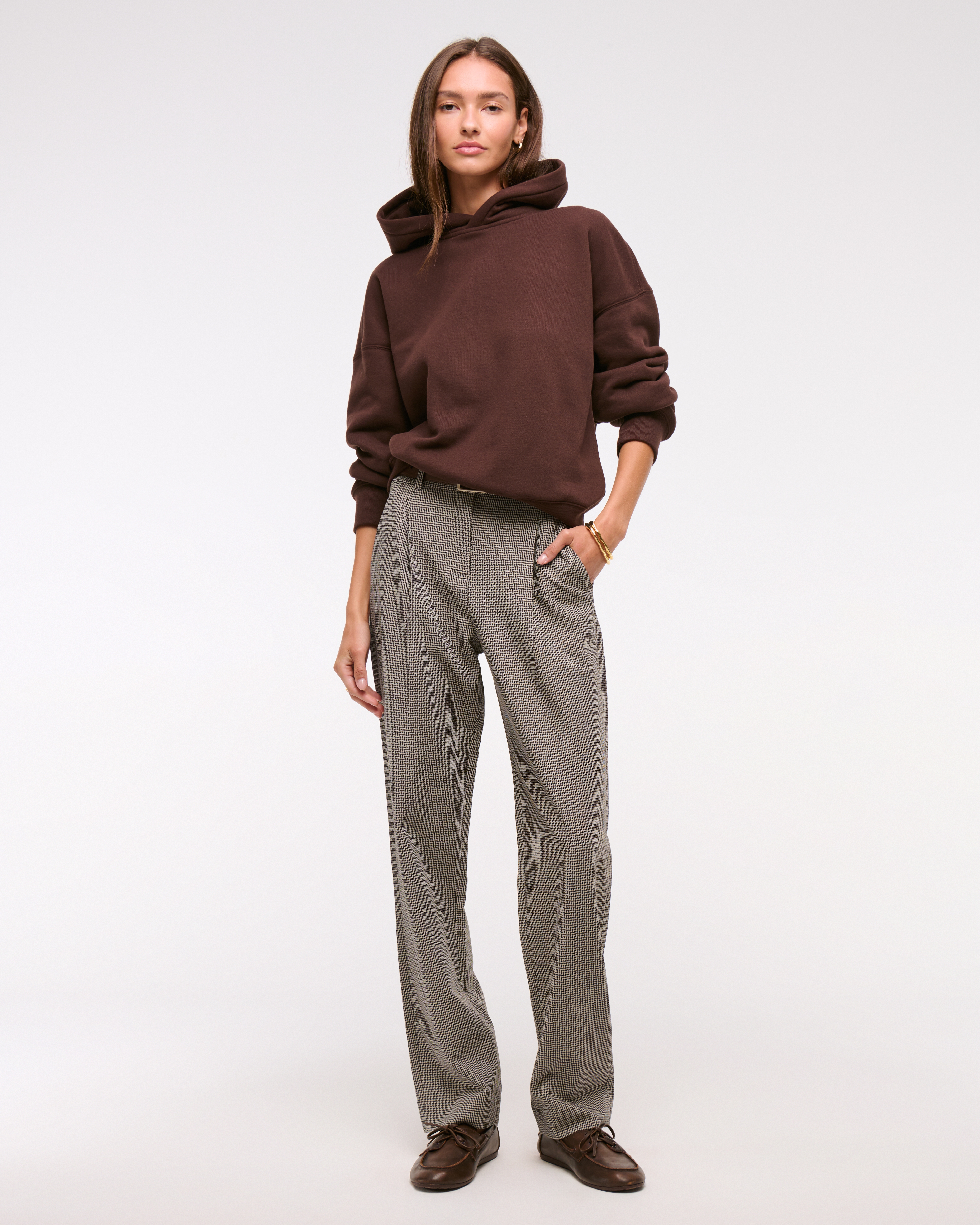 Abercrombie & Fitch A&f Quinn Tailored Straight Pant In White