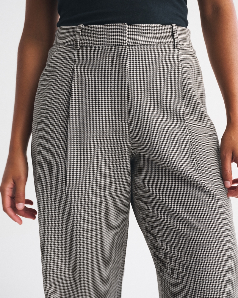 Curve Love A&F Quinn Tailored Straight Pant