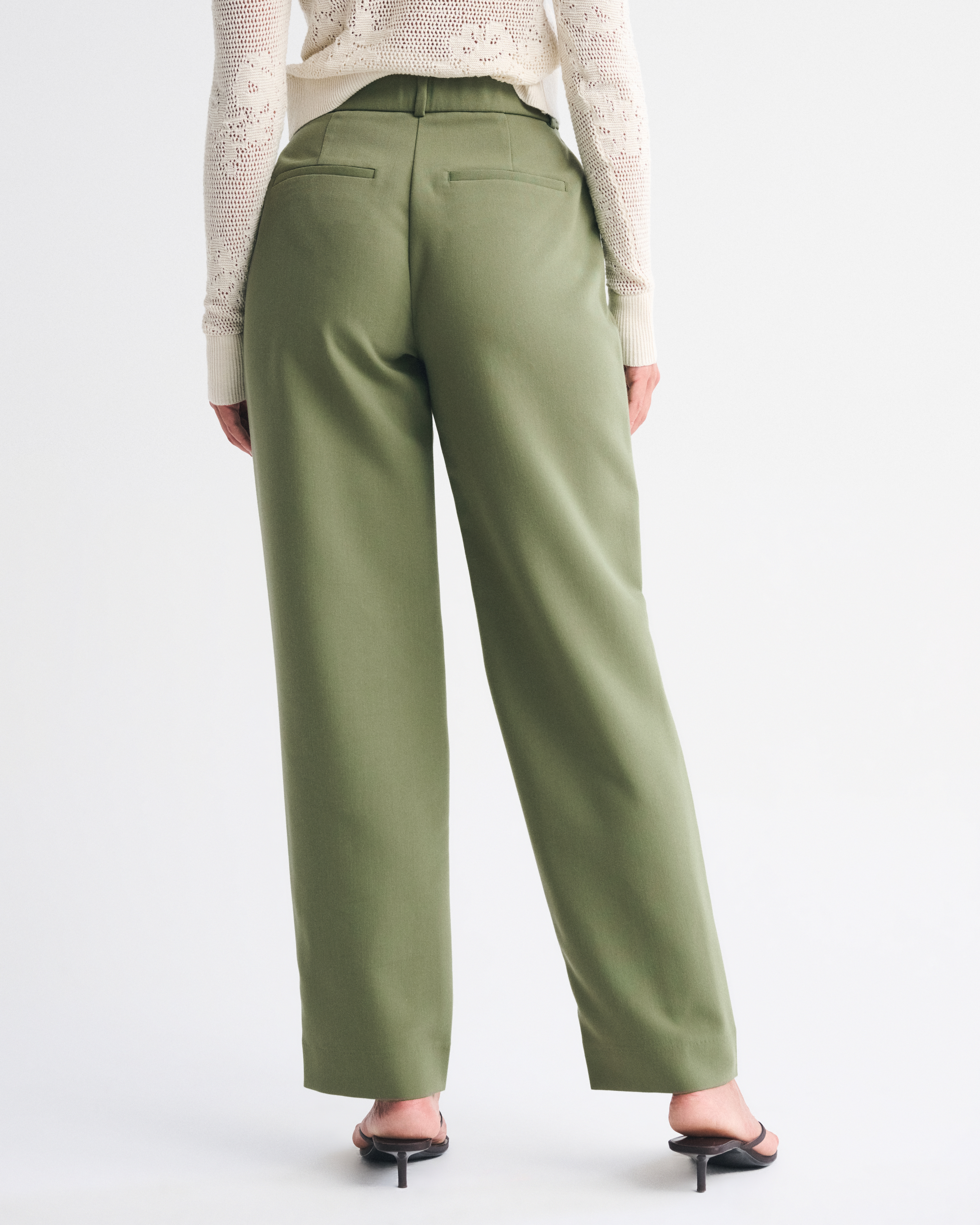 Abercrombie & Fitch Curve Love A&f Quinn Tailored Straight Pant In Green