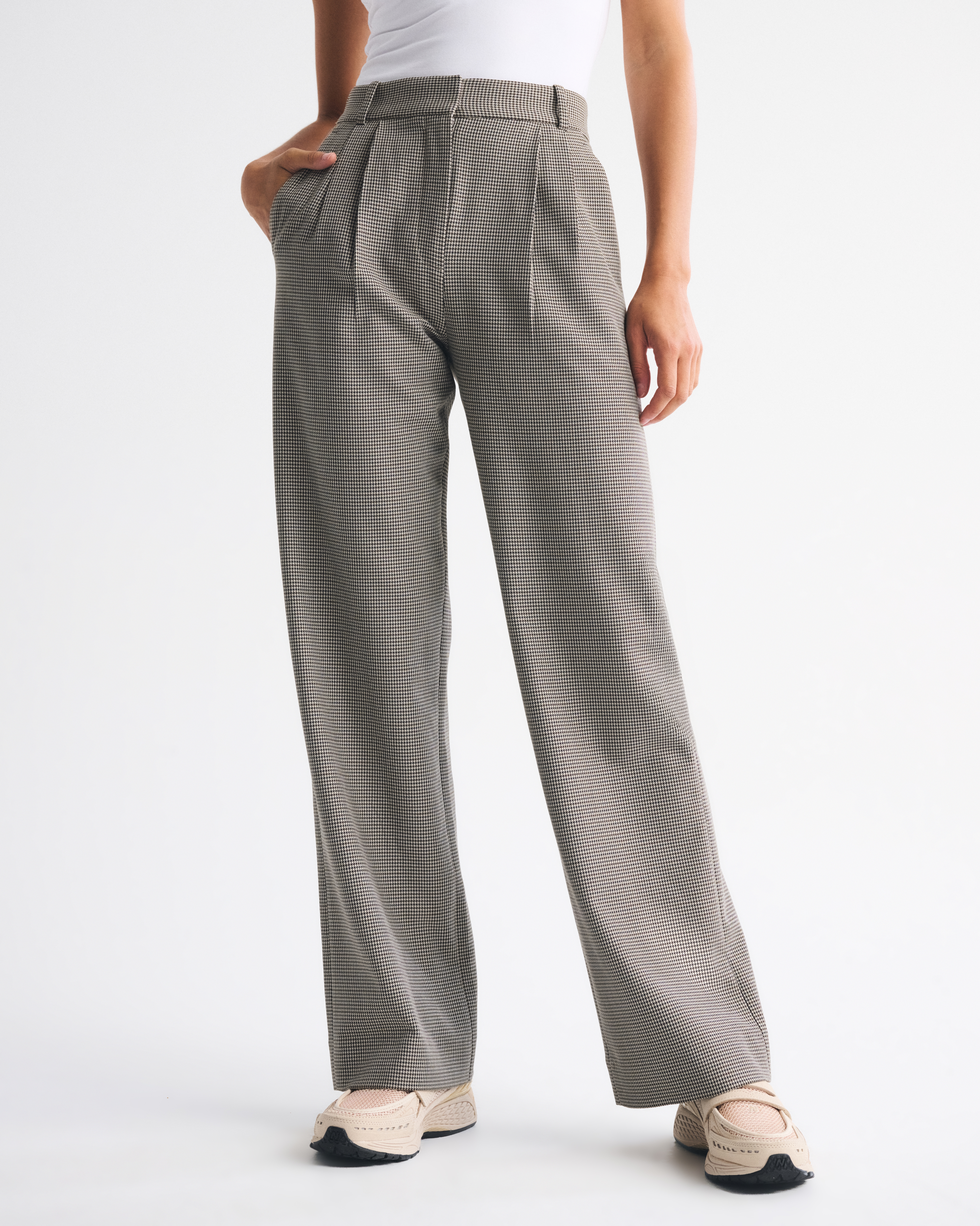 Abercrombie & Fitch A&f Sloane Tailored Wide Leg Pant In Brown