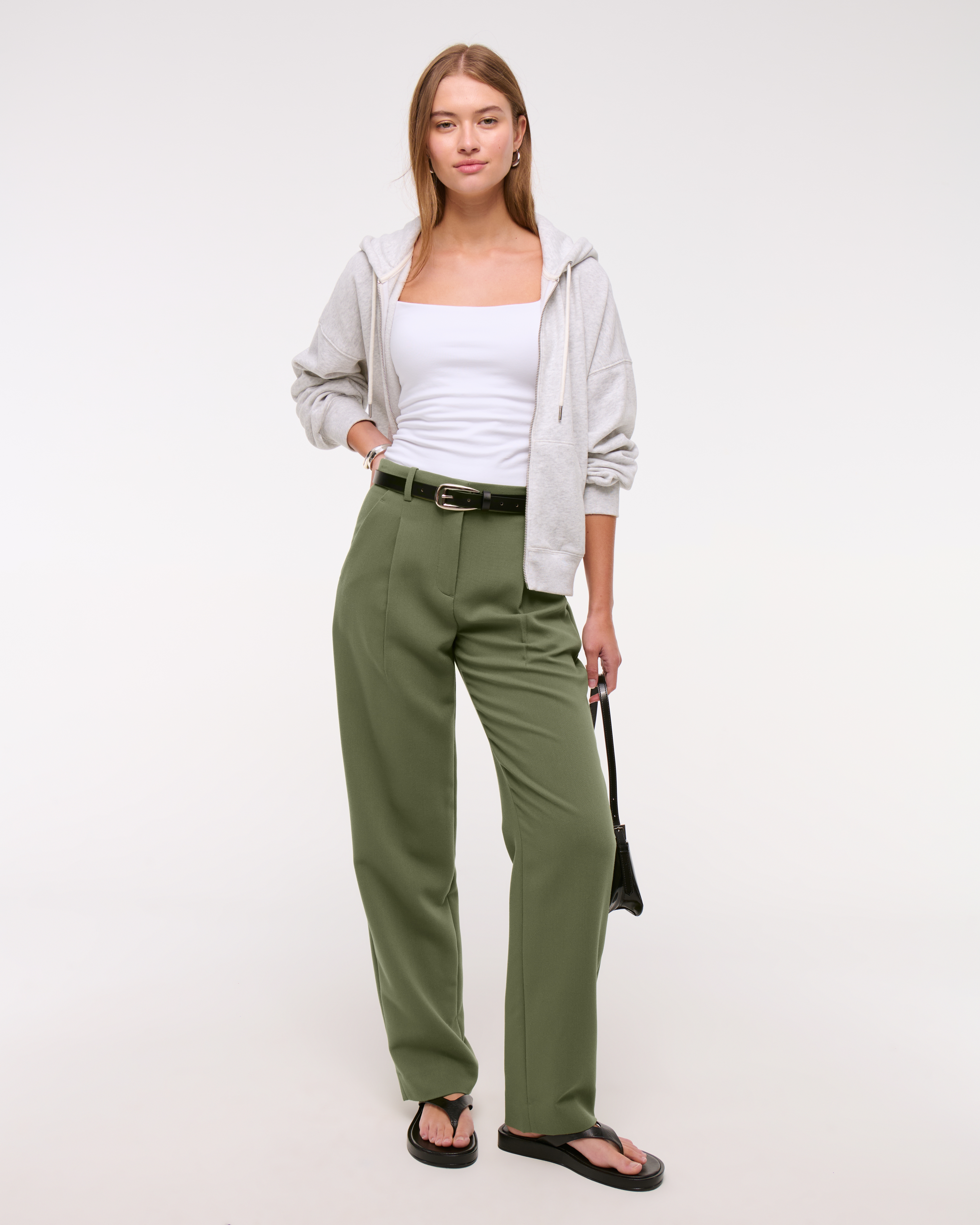 Abercrombie & Fitch A&f Quinn Tailored Straight Pant In Green