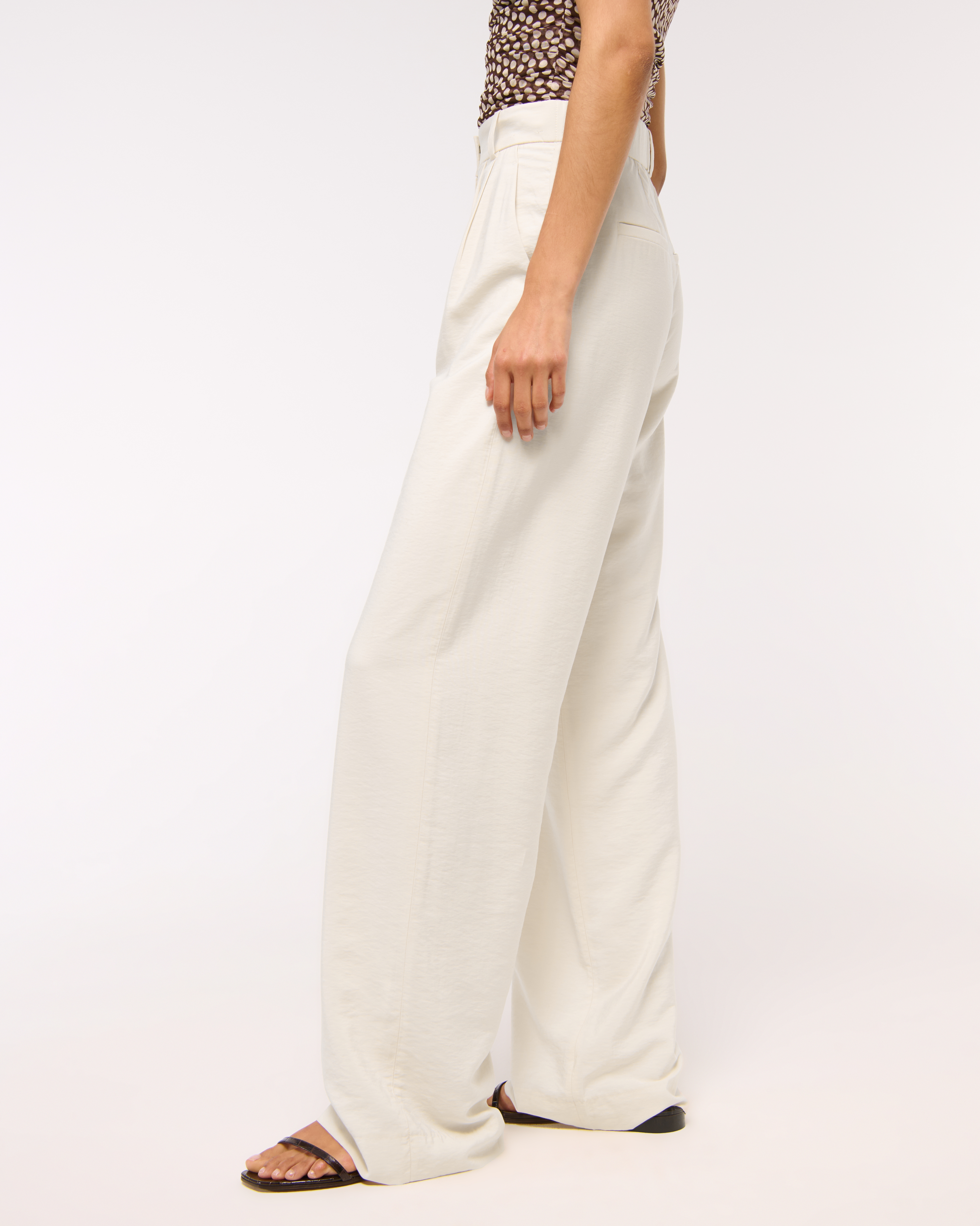 Abercrombie & Fitch A&f Sloane Crepe Tailored Wide Leg Pant In Brown