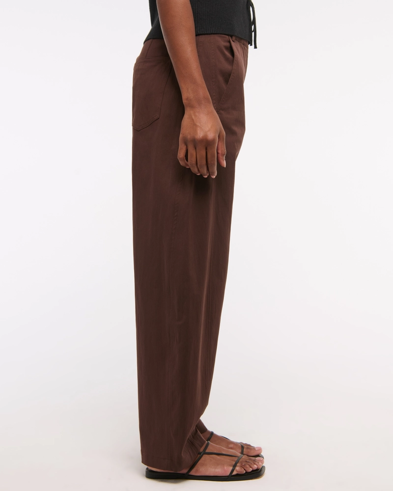 Mid Rise Barrel Pant