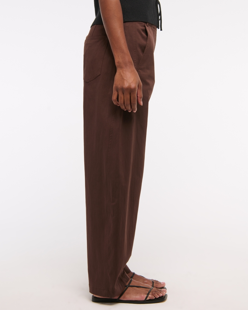Mid Rise Barrel Pant