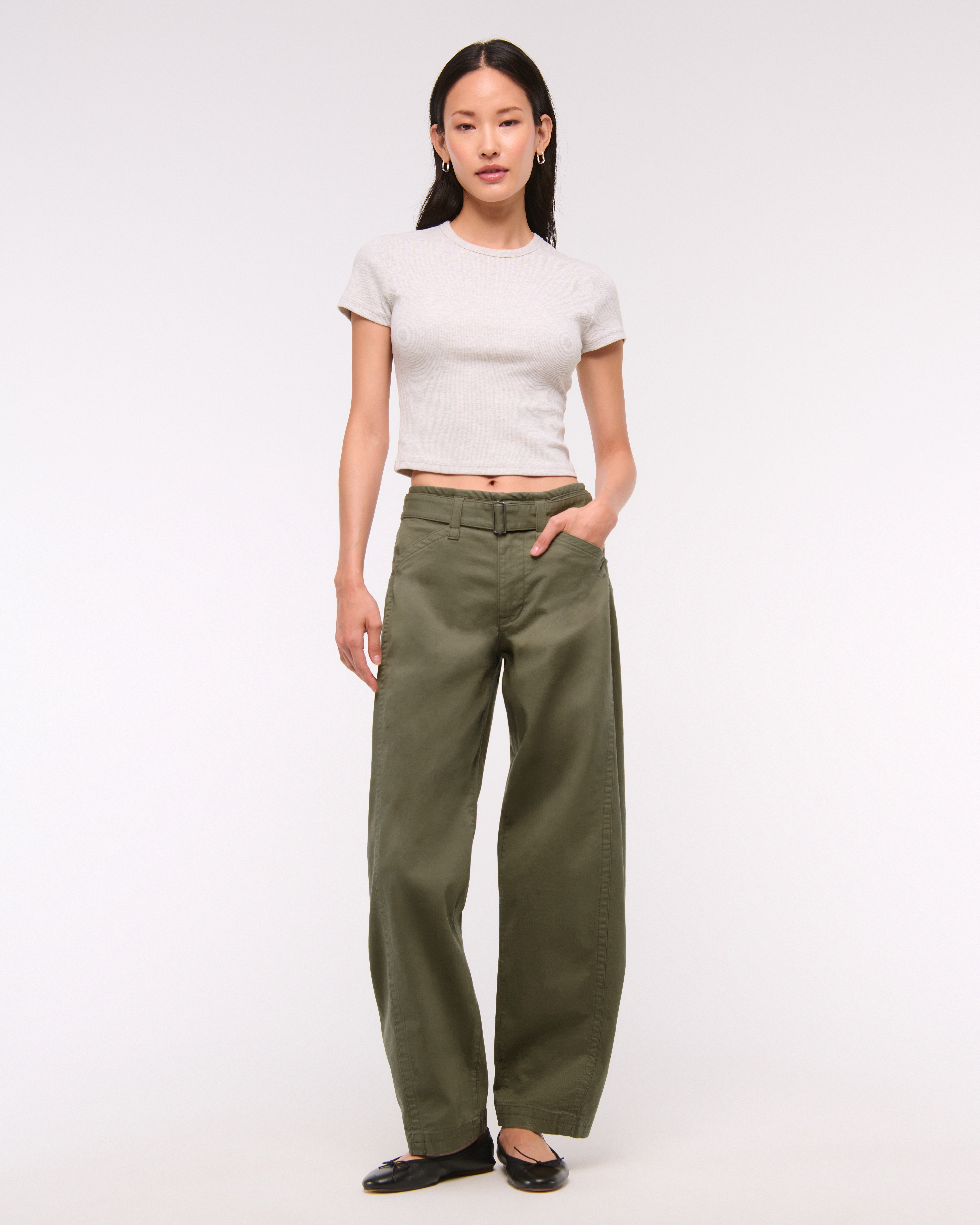 Abercrombie & Fitch Belted Barrel Pant In Green