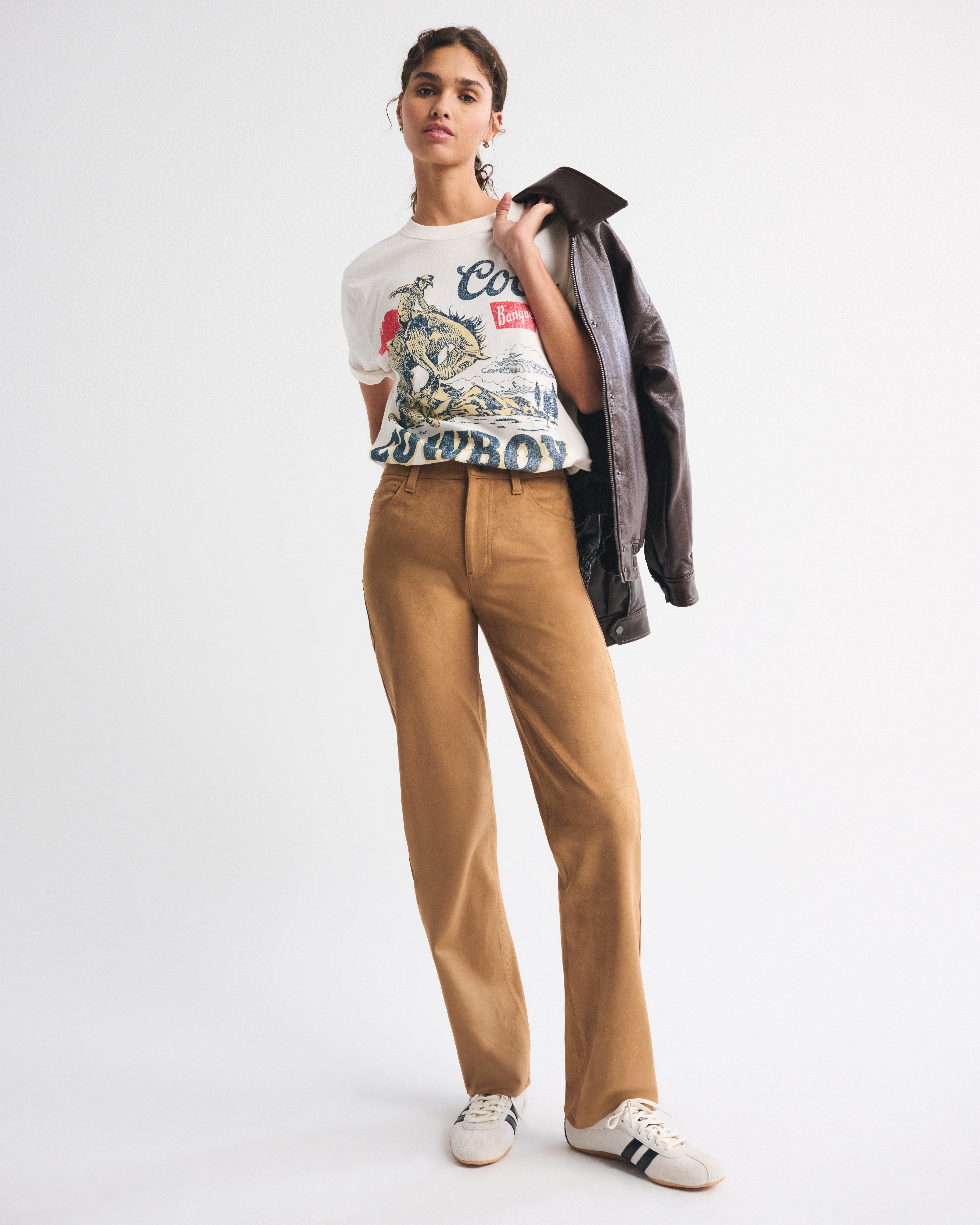 Женские брюки Abercrombie & Fitch High Rise 90s Relaxed Vegan Suede Pant — фото 3