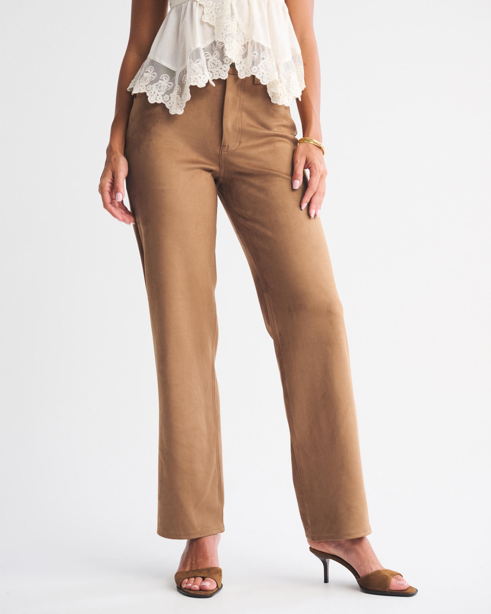 Curve Love High Rise 90s Relaxed Vegan Suede Pant