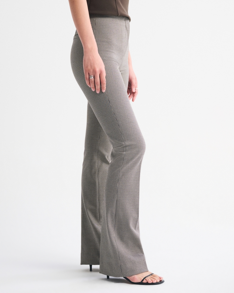 A&F Forme Bootcut Pant