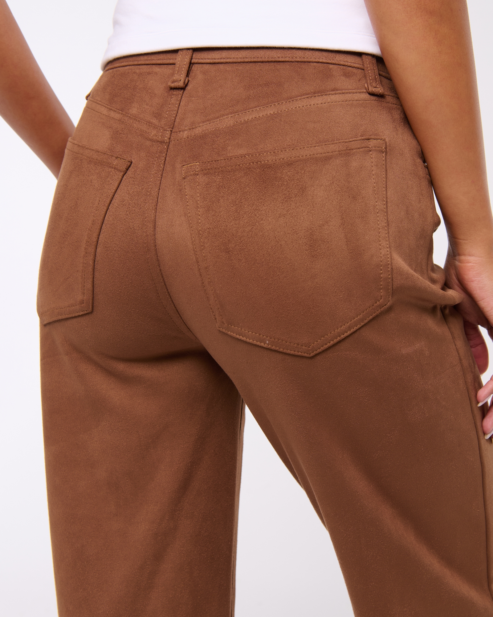 Vegan Suede 90s Relaxed Pant