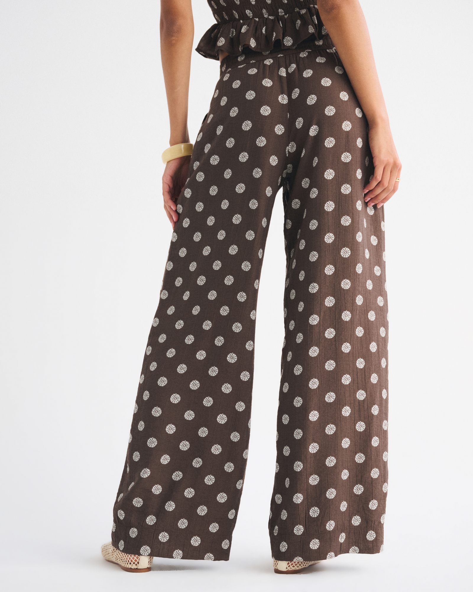 Crinkle Textured Pull-On Pant