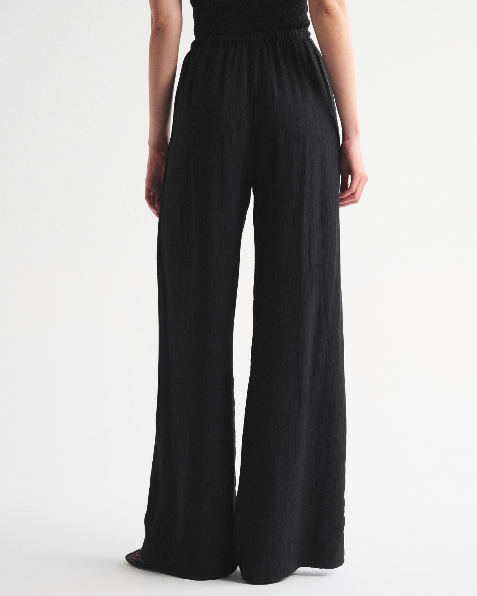 Crinkle Textured Pull-On Pant