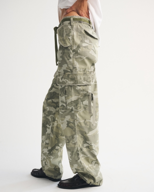 Low Rise Baggy Cargo Pant