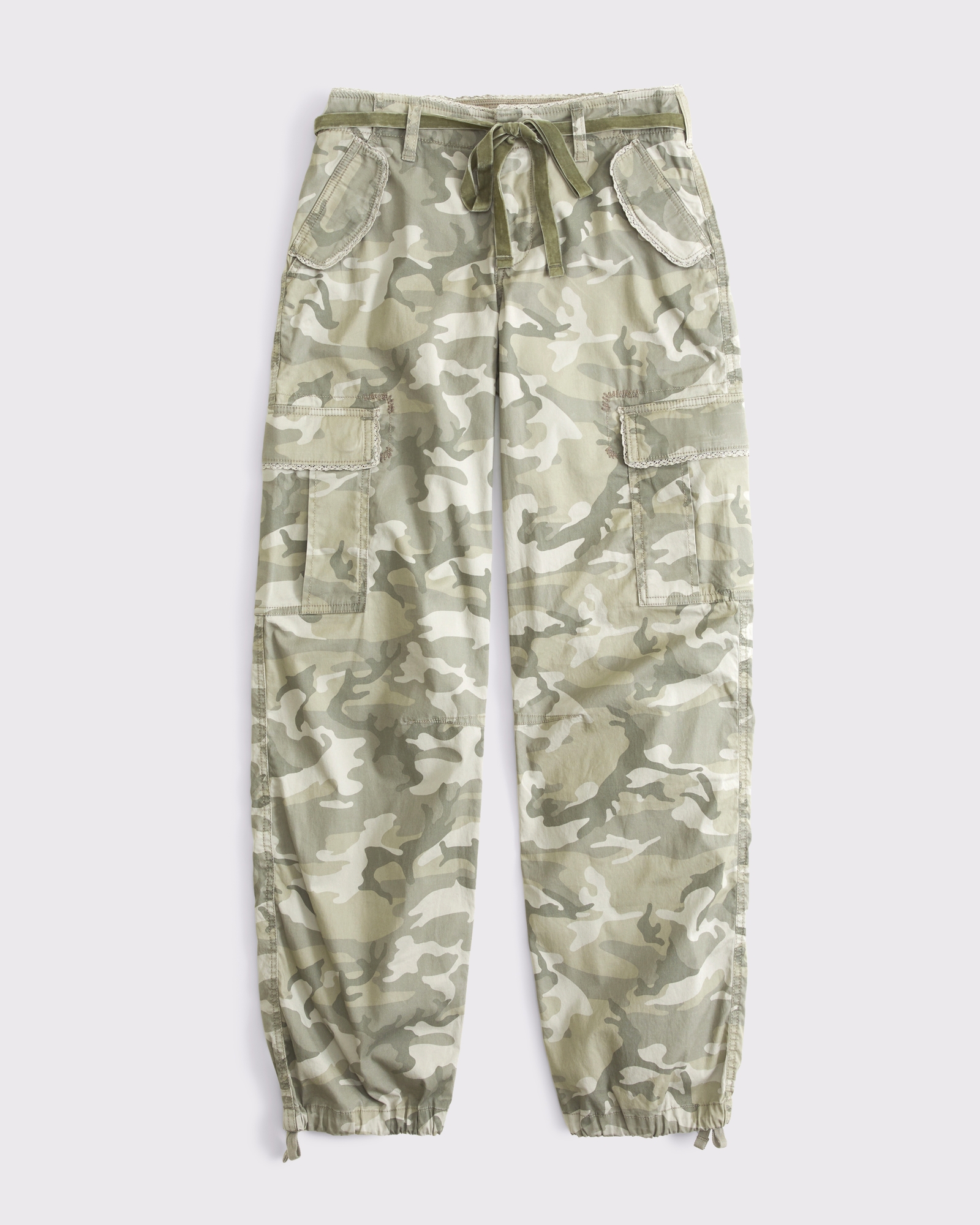 Curve Love Low Rise Baggy Cargo Pant