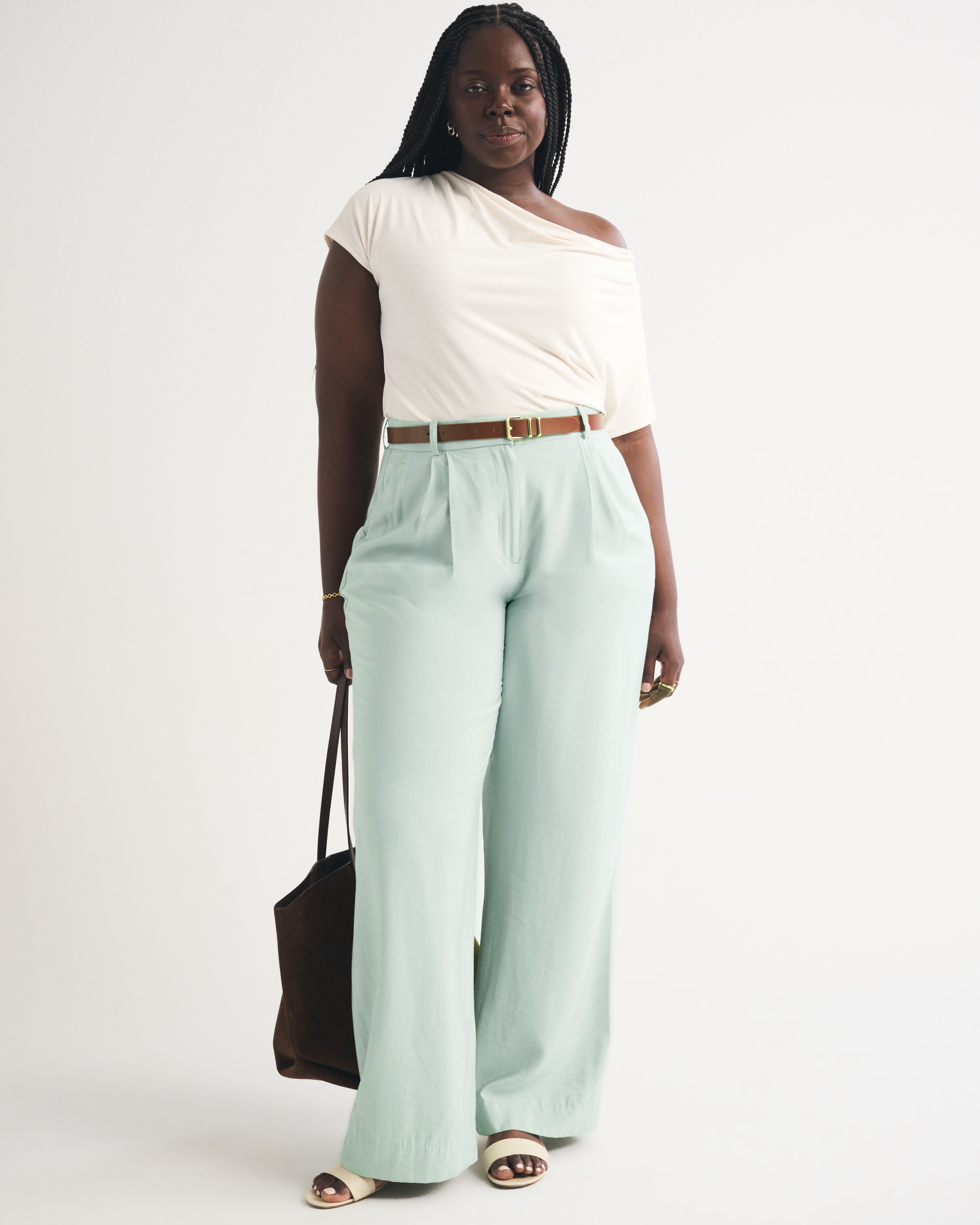 Женские брюки Abercrombie & Fitch Curve Love A&F Sloane Lightweight Crepe Tailored Wide Leg Pant — фото 2