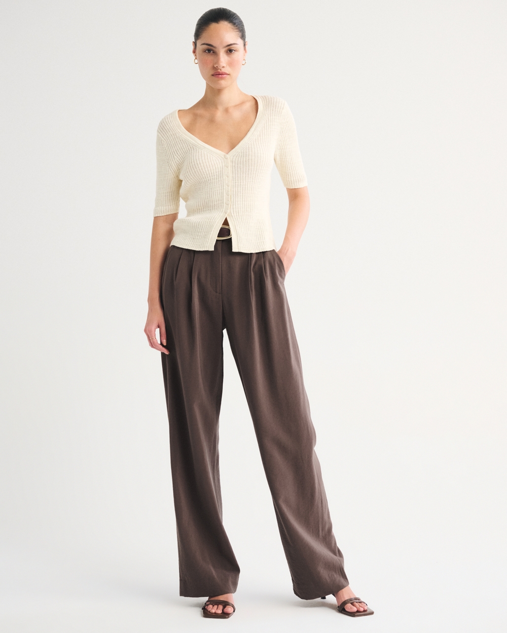 A&F Sloane Lightweight Crepe Tailored Wide Leg Pant