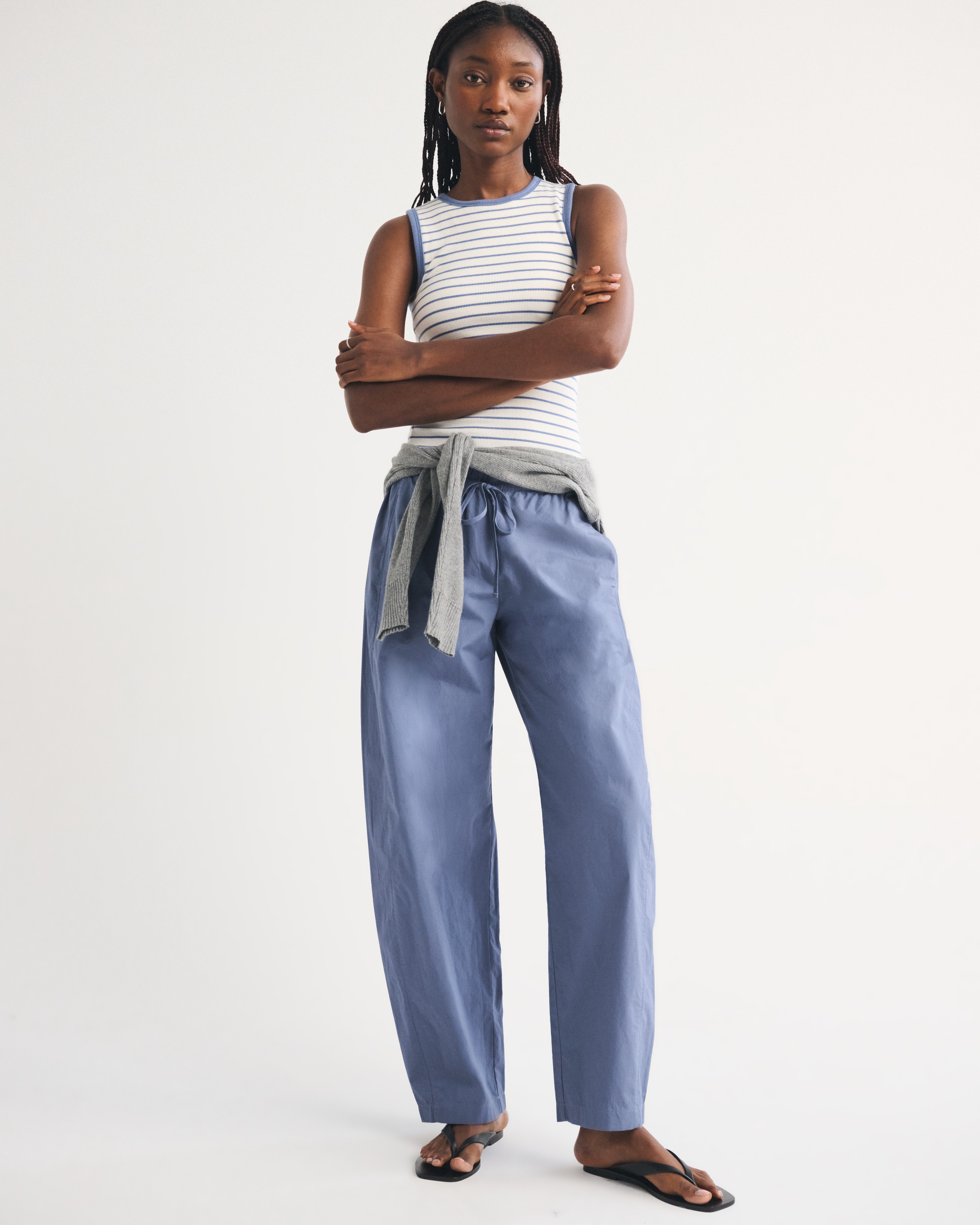 Женские брюки Abercrombie & Fitch Poplin Barrel Pull-On Pant — фото 2