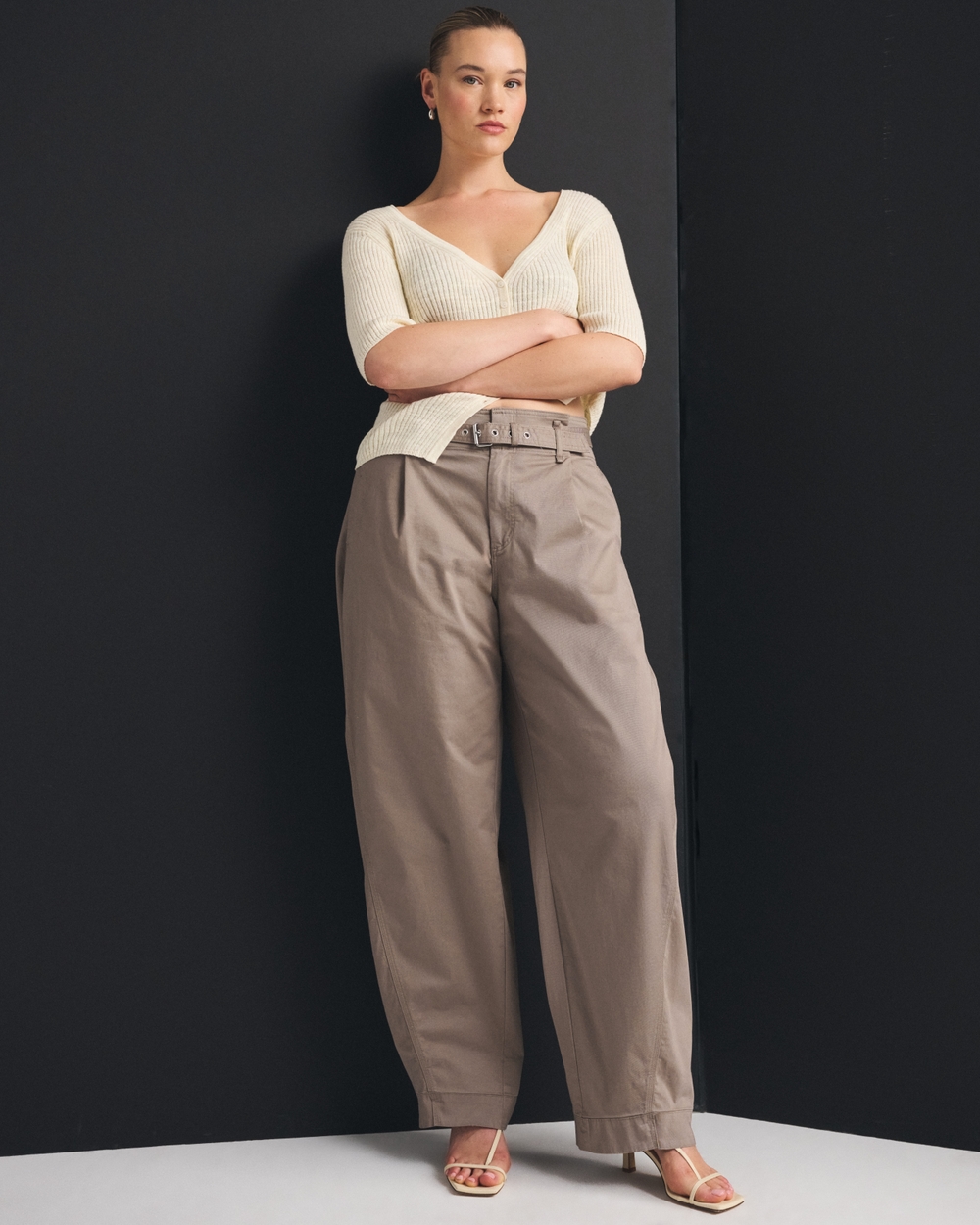 Curve Love Belted Barrel Utility Pant