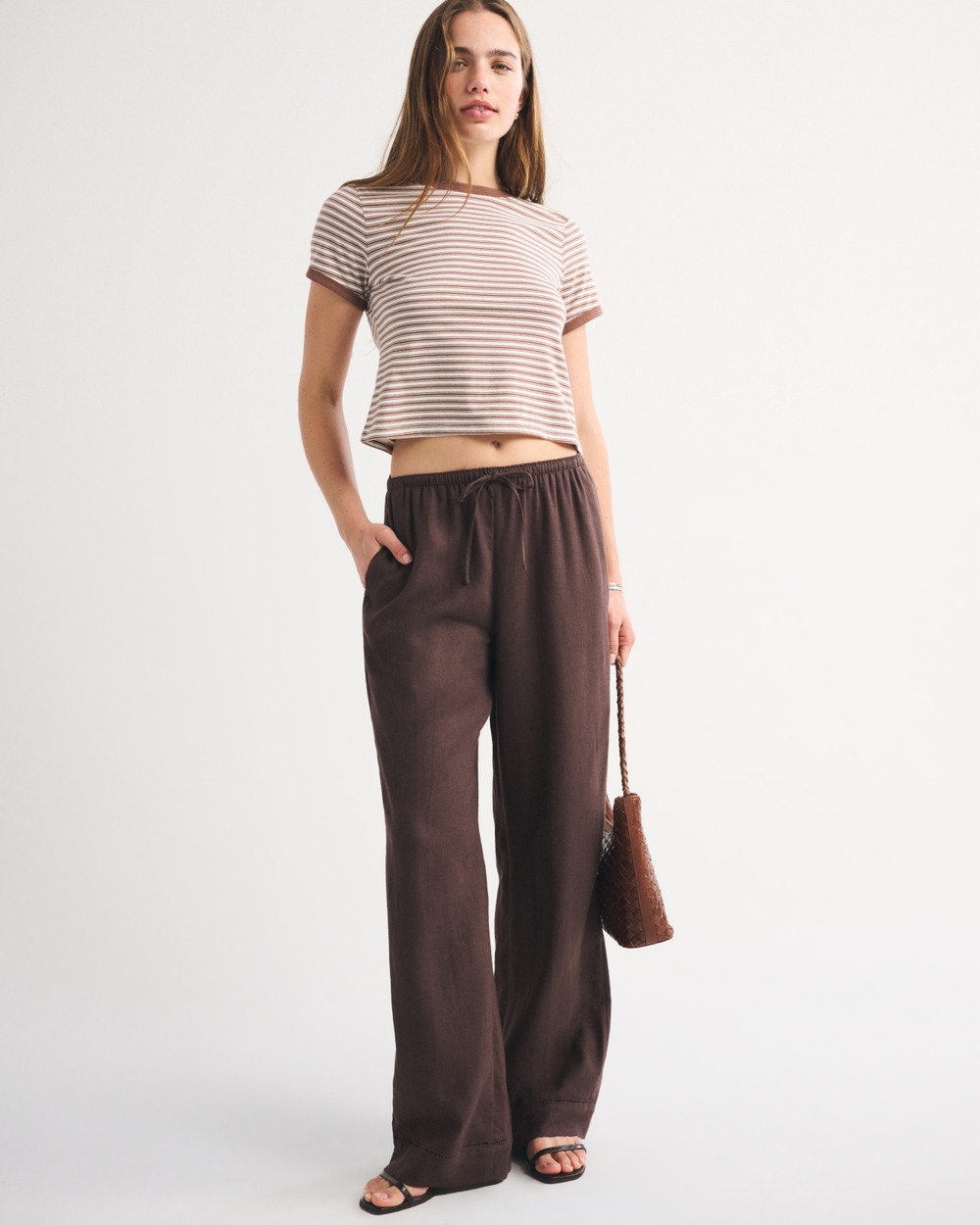 A&F Gemma Linen-Blend Wide Leg Pull-On Pant