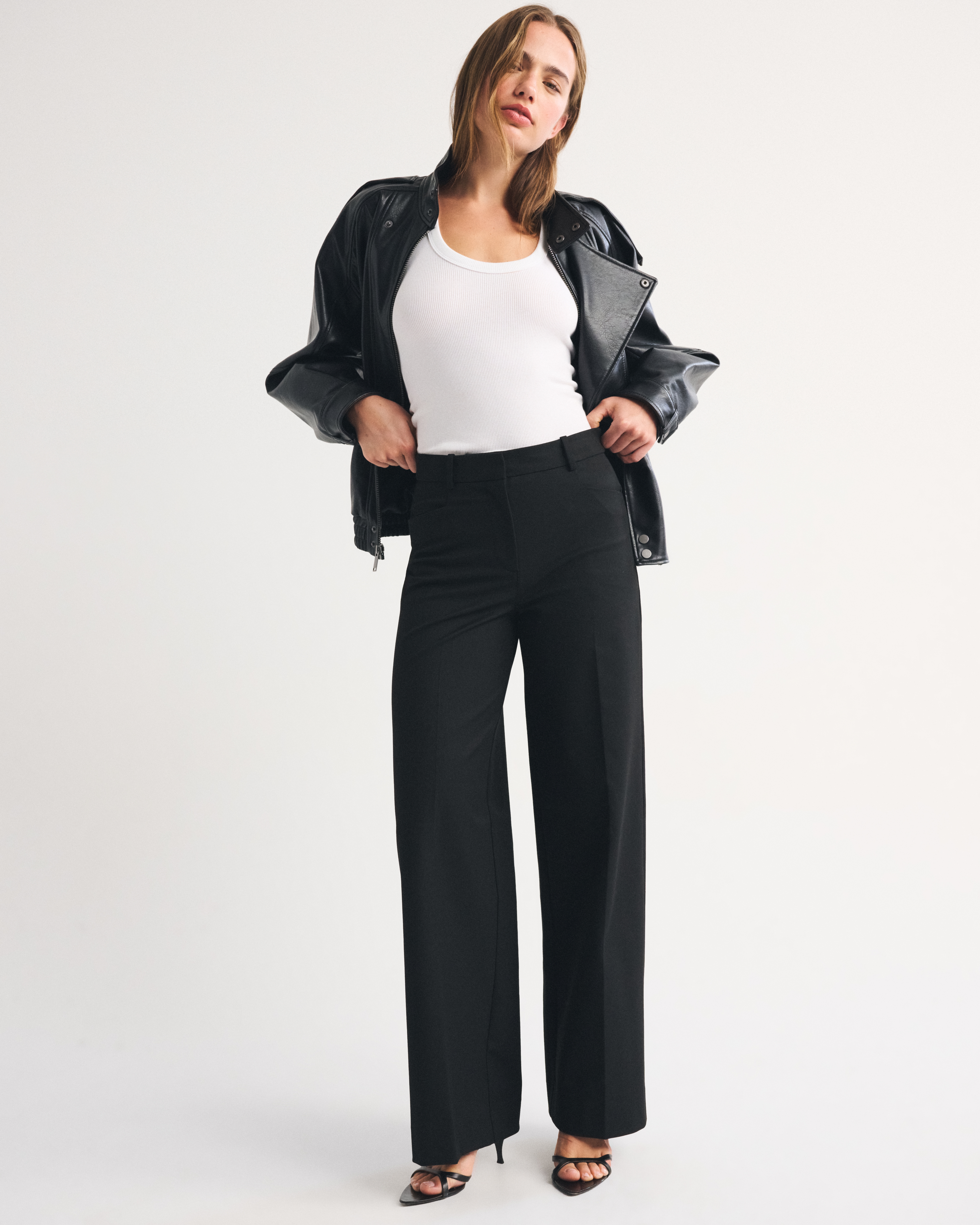 Женские брюки Abercrombie & Fitch A&F Forme Ultra Wide Leg Pant — фото 2
