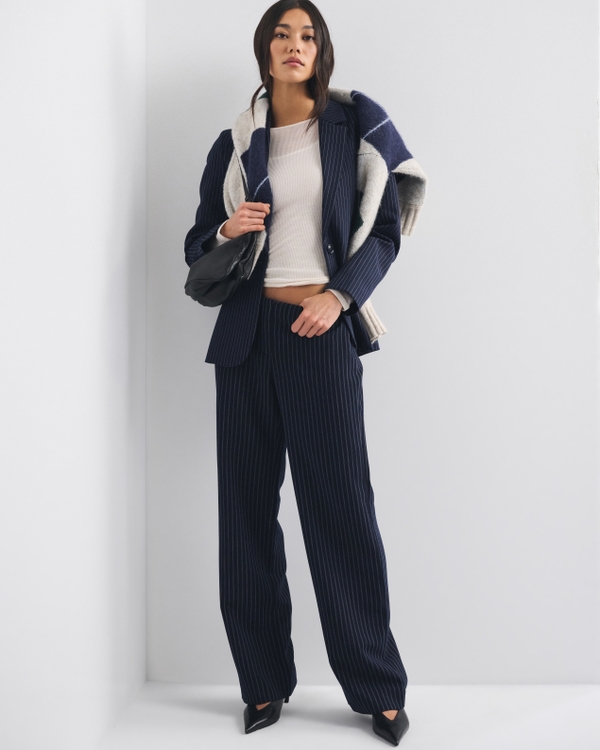 Clean Waist Low Rise Tailored Wide Leg Pant