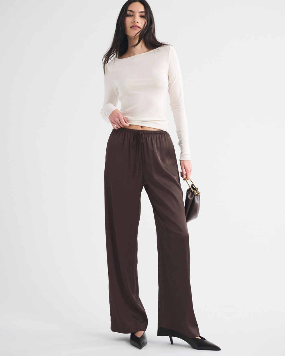 A&F Gemma Satin Wide Leg Pull-On Pant