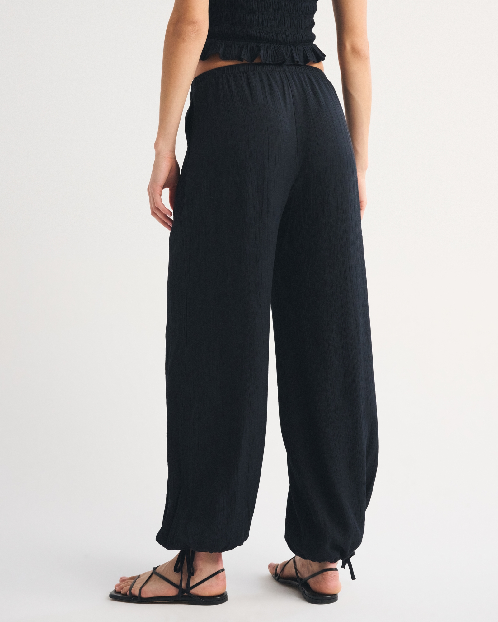 Convertible Crinkle Balloon Pull-On Pant
