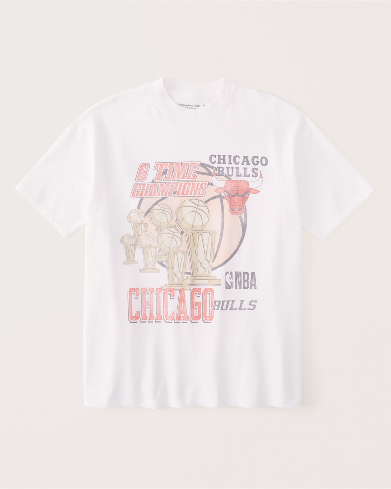 Abercrombie & Fitch Oversized Boyfriend Heavyweight Chicago Bulls Graphic Tee