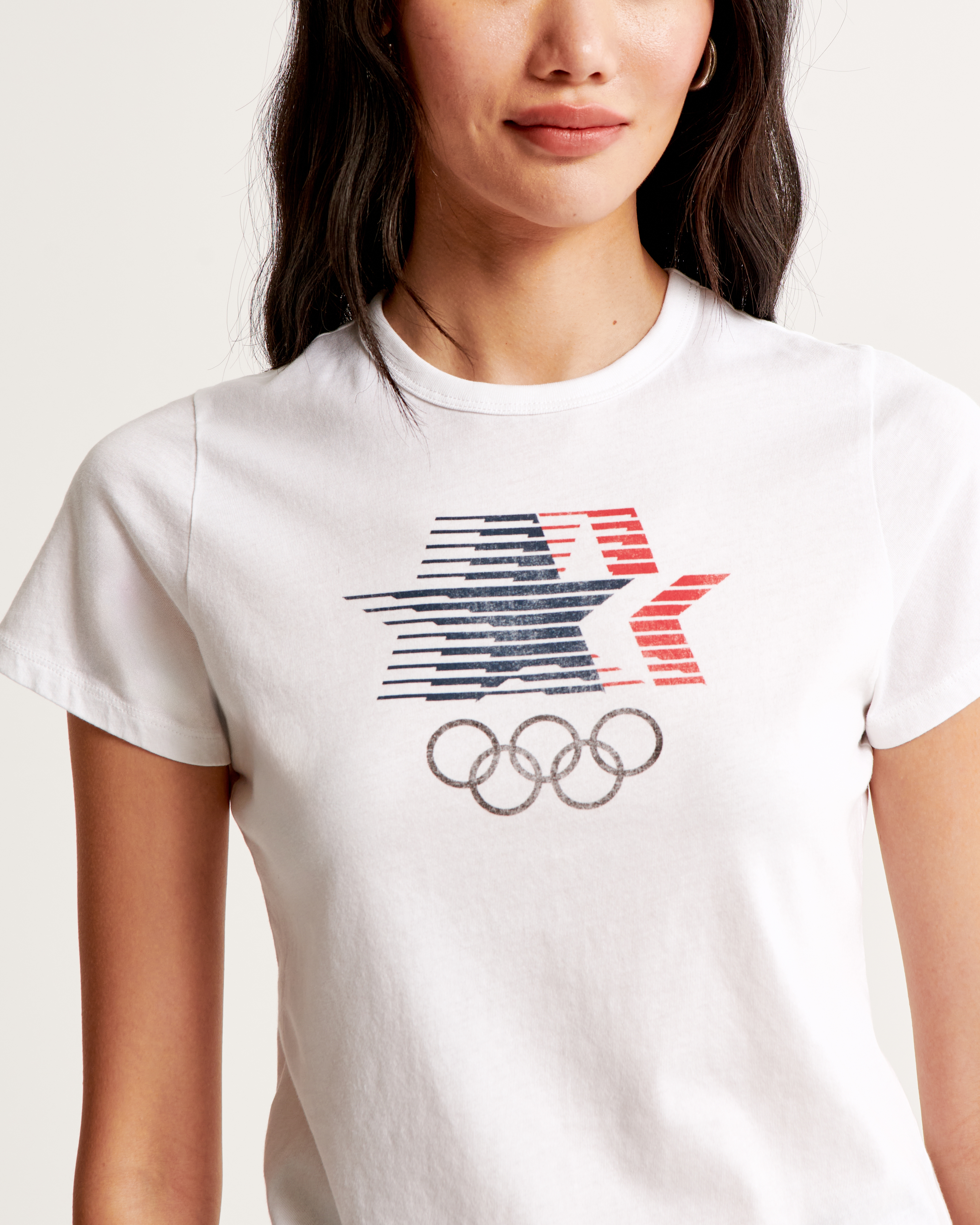 Женские футболки Abercrombie & Fitch Short-Sleeve Olympics Graphic Skimming Tee — фото 3
