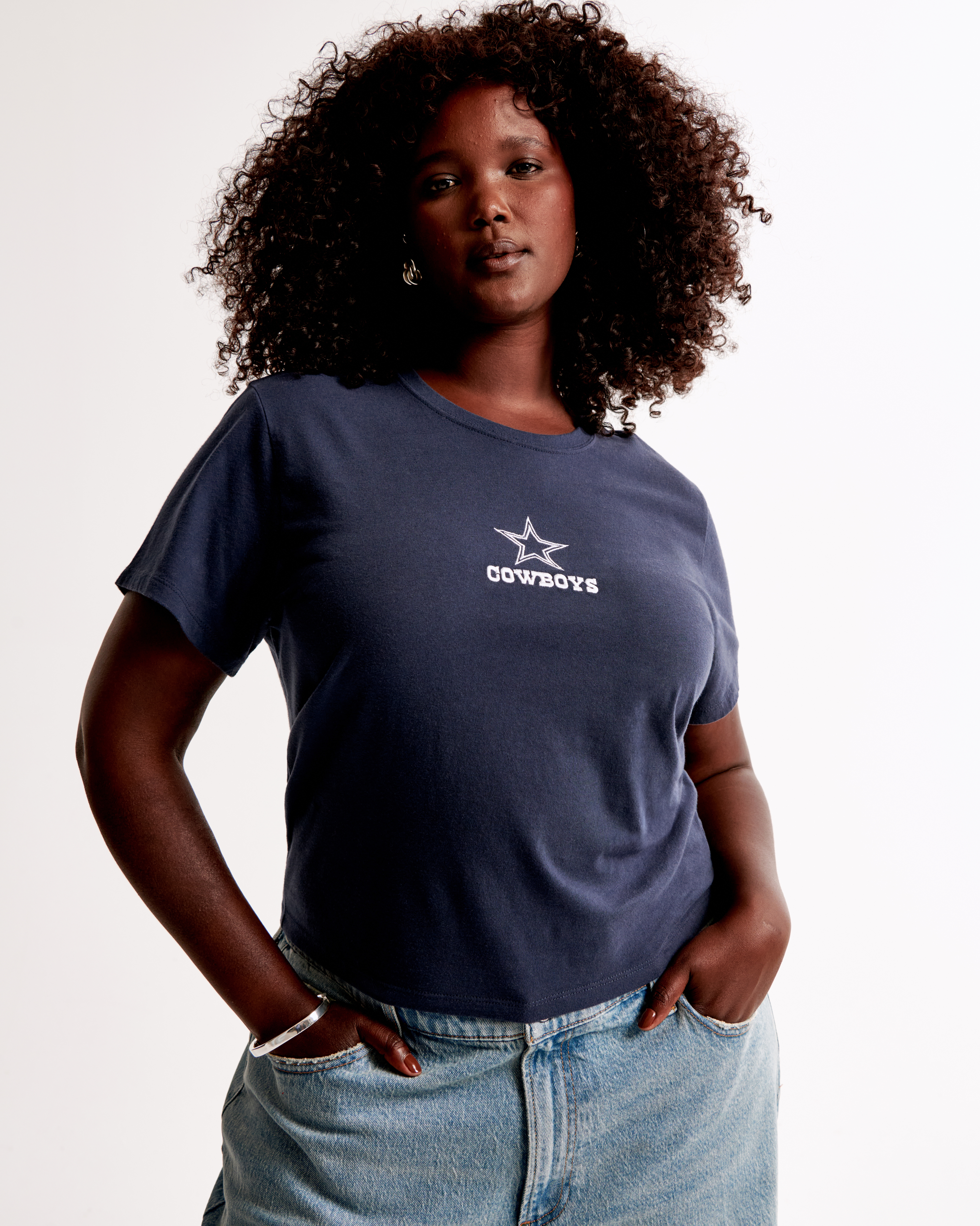 Abercrombie & Fitch Short-sleeve Dallas Cowboys Graphic Skimming Tee In Blue