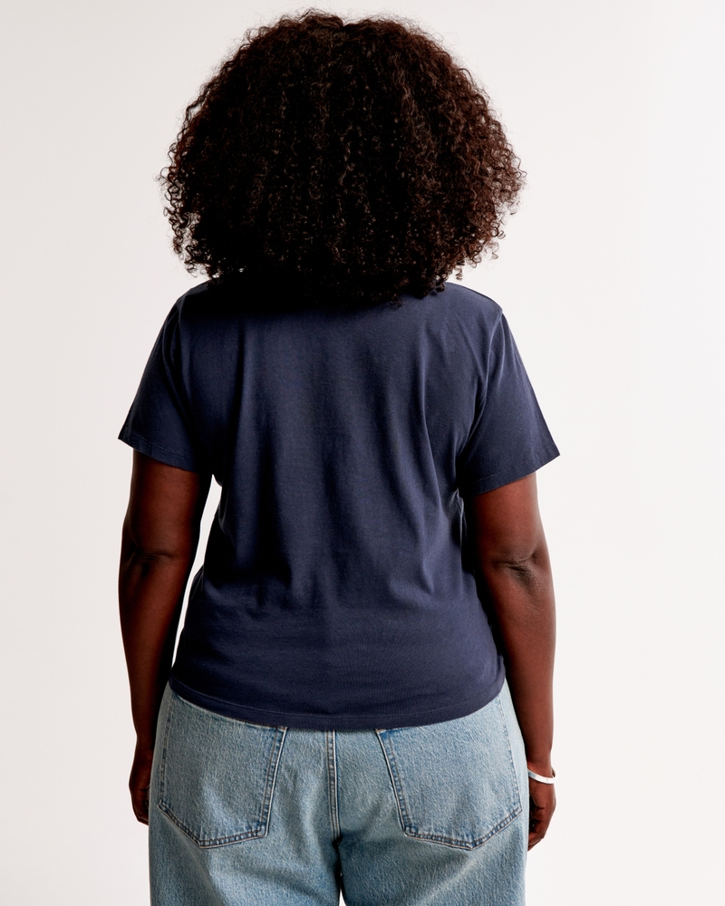 Short-Sleeve Dallas Cowboys Graphic Skimming Tee