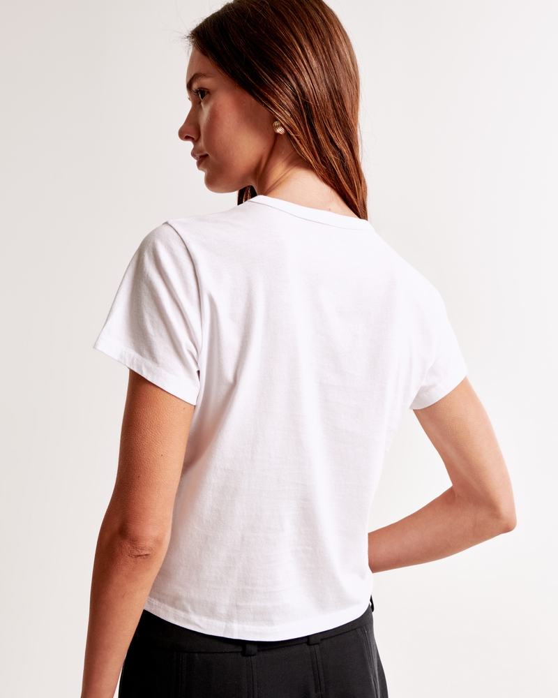 Short-Sleeve Philadelphia Eagles Graphic Skimming Tee