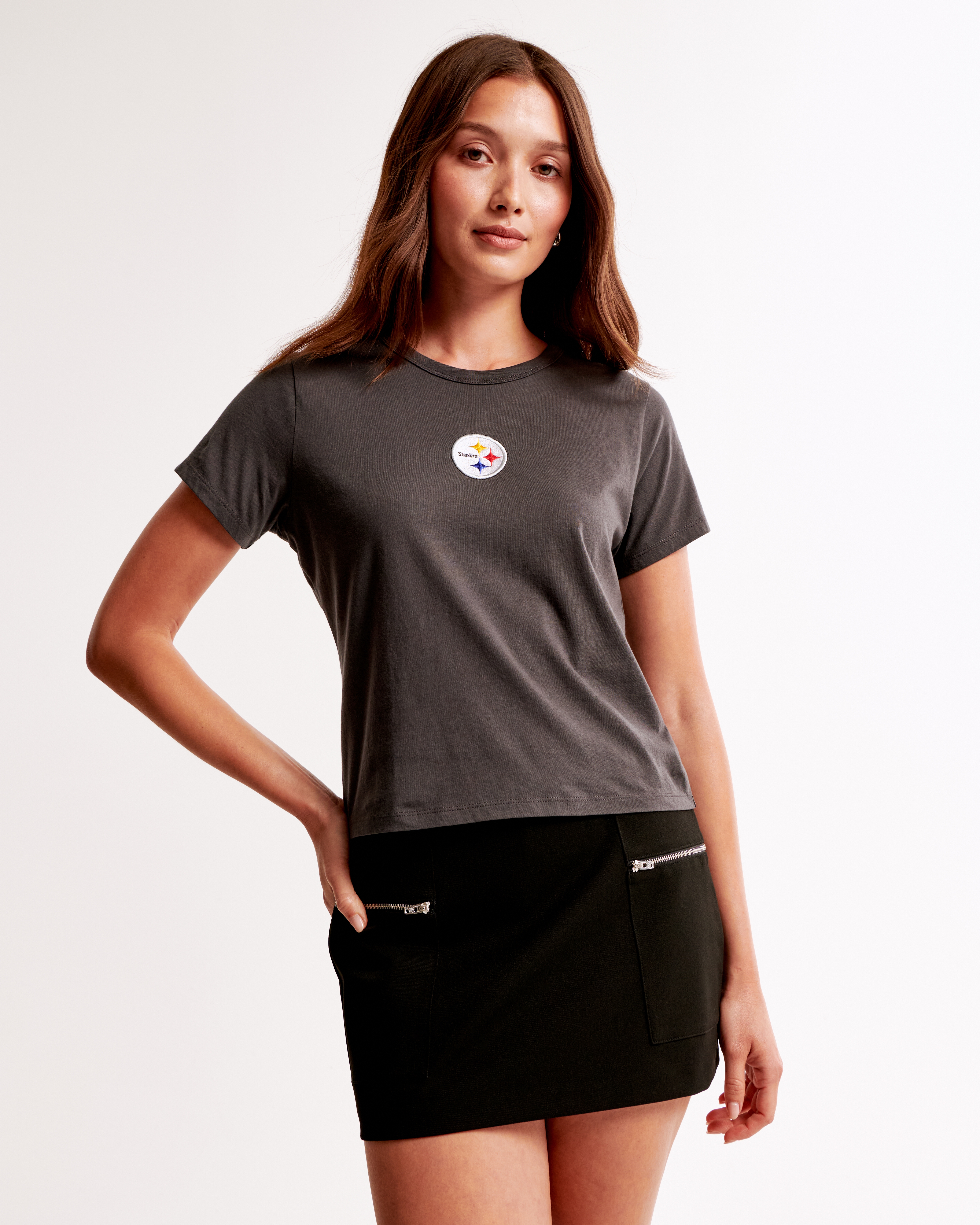 Abercrombie & Fitch Short-sleeve Pittsburgh Steelers Graphic Skimming Tee In Brown