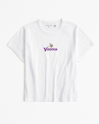 Short-Sleeve Minnesota Vikings Graphic Skimming Tee
