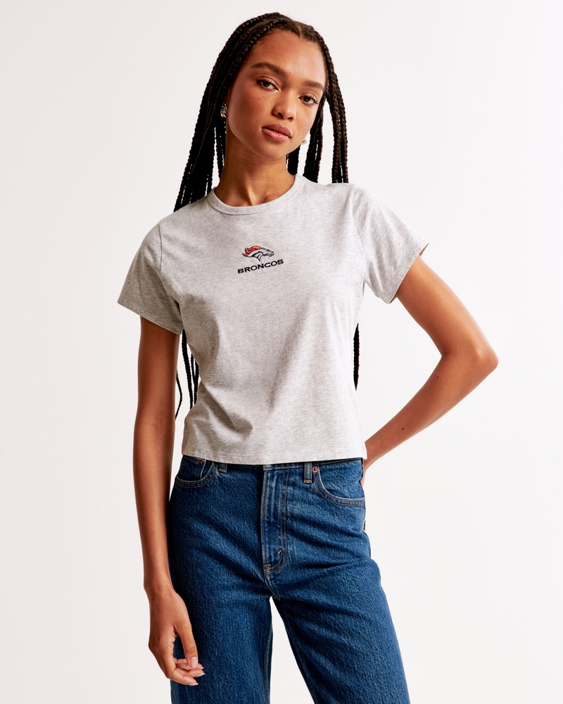 Bronco Knot Front Tee