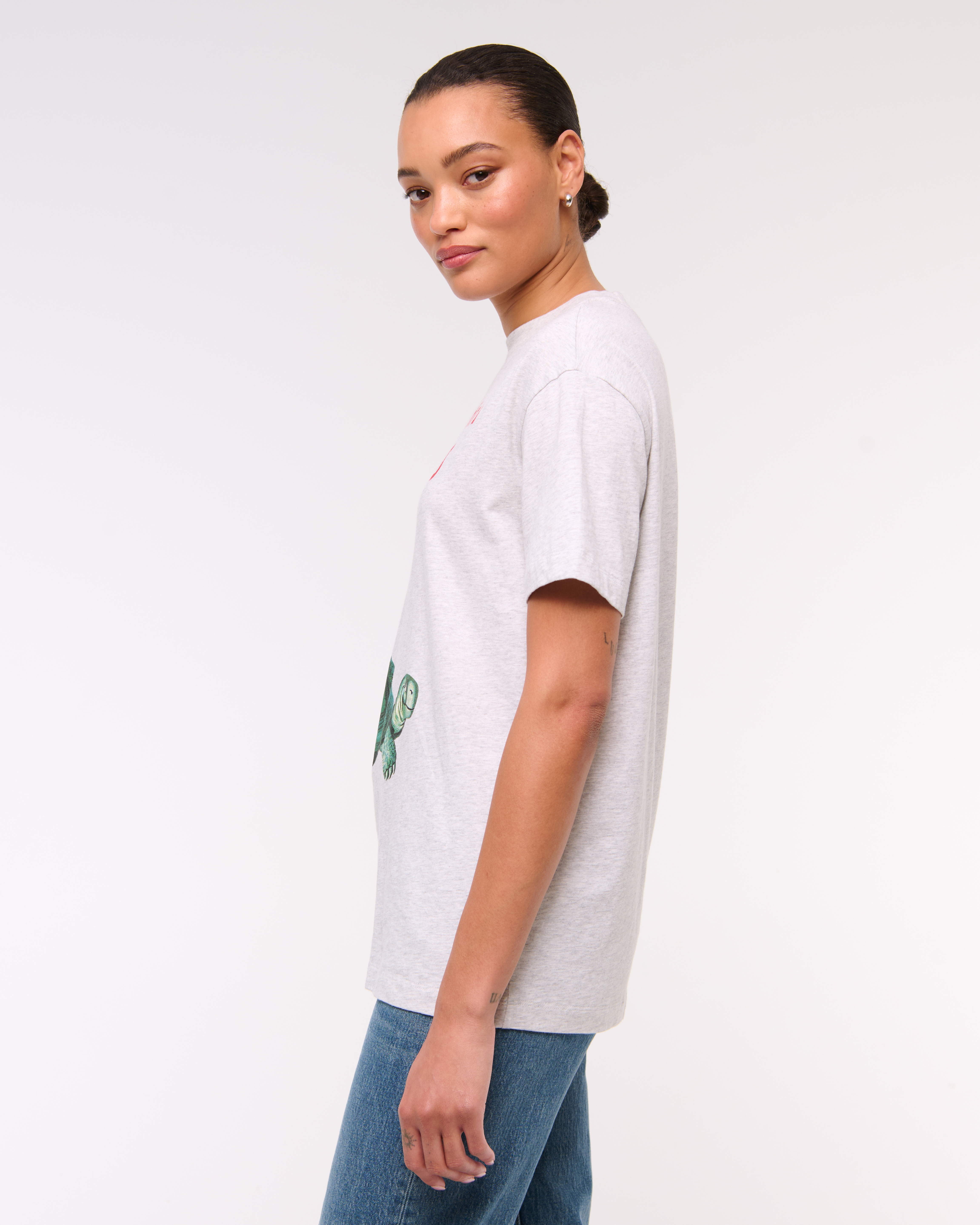 Women's Oversized Guinness Graphic Tee | Women's Tops