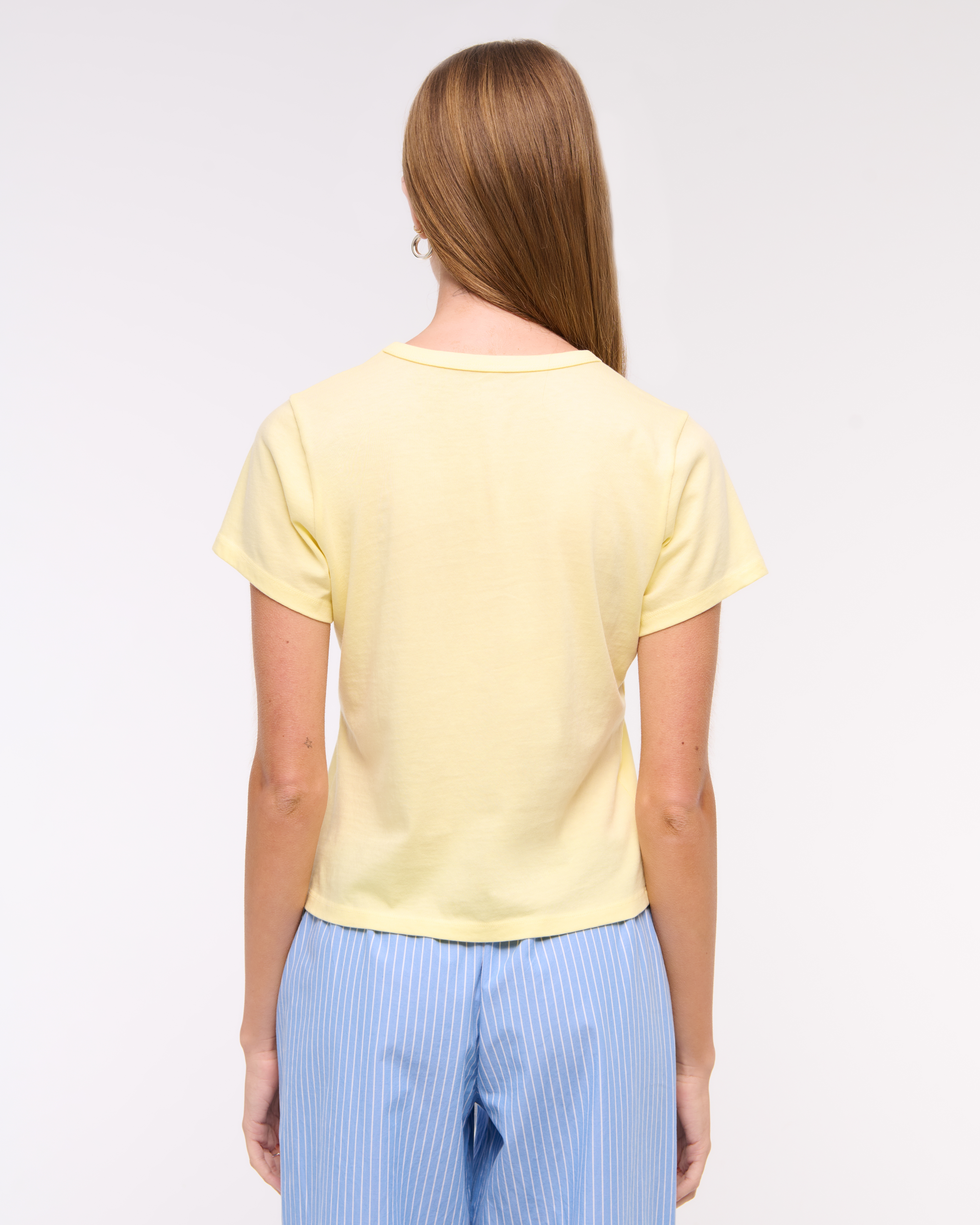 【UMBRO】Late Checkout Cocktail Graphic Short Sleeve T-Shirt Women's Short-Sleeve Tequila + Lime Graphic Skimming Tee