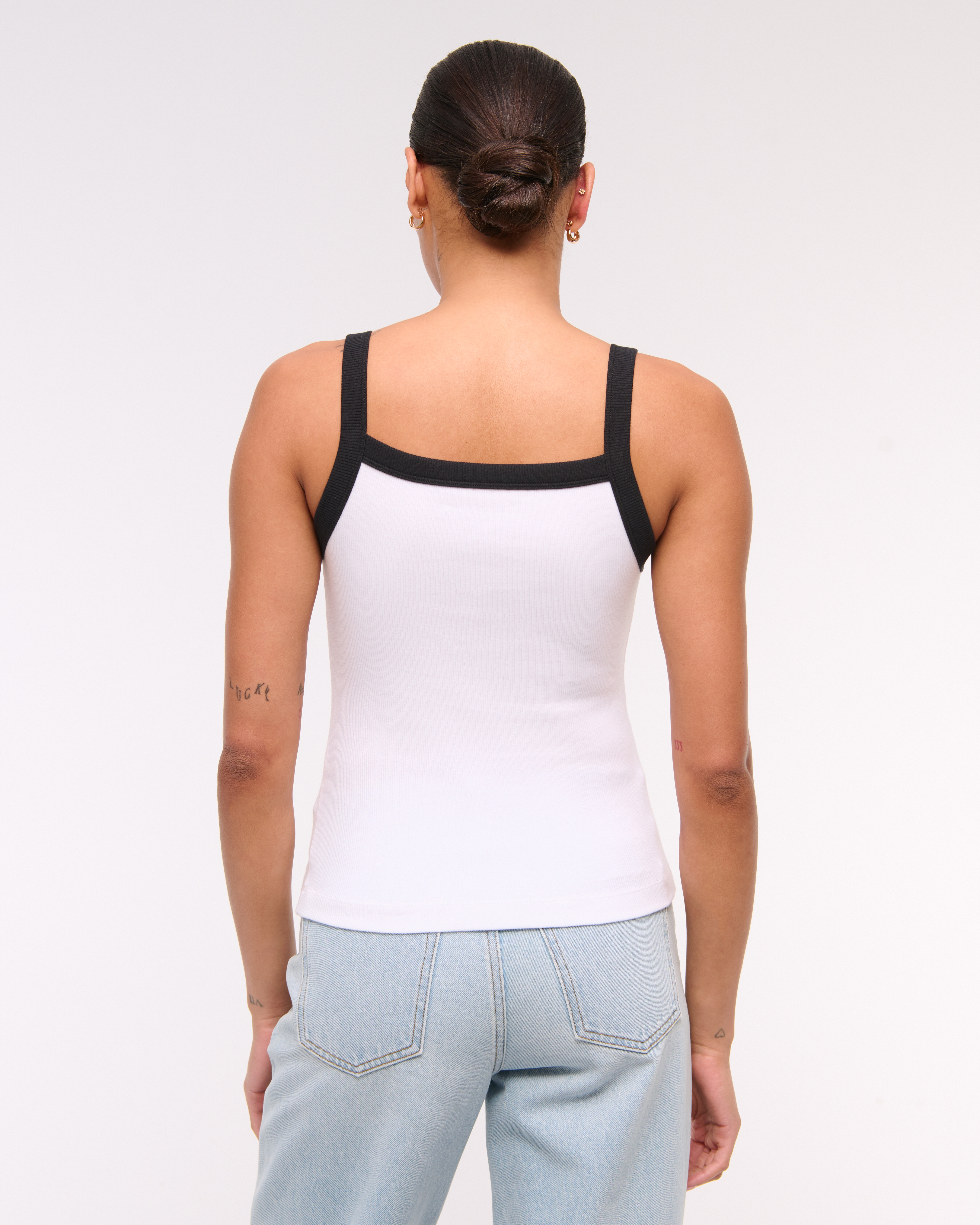 High Neck Rib Built-In Bra Tank - Fabletics
