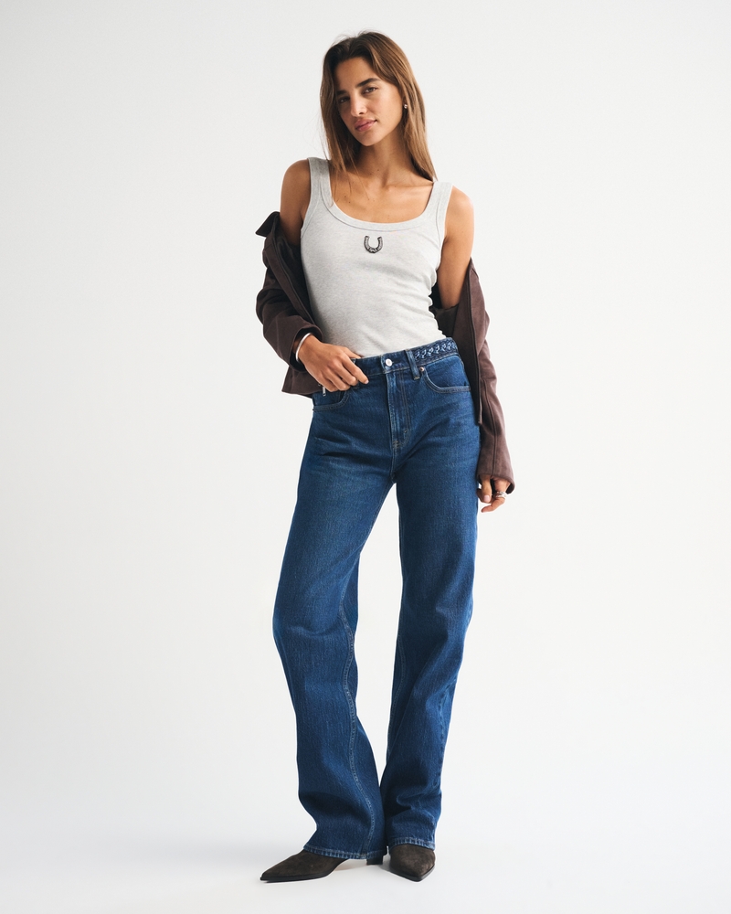 Horseshoe Graphic Scoopneck Tank